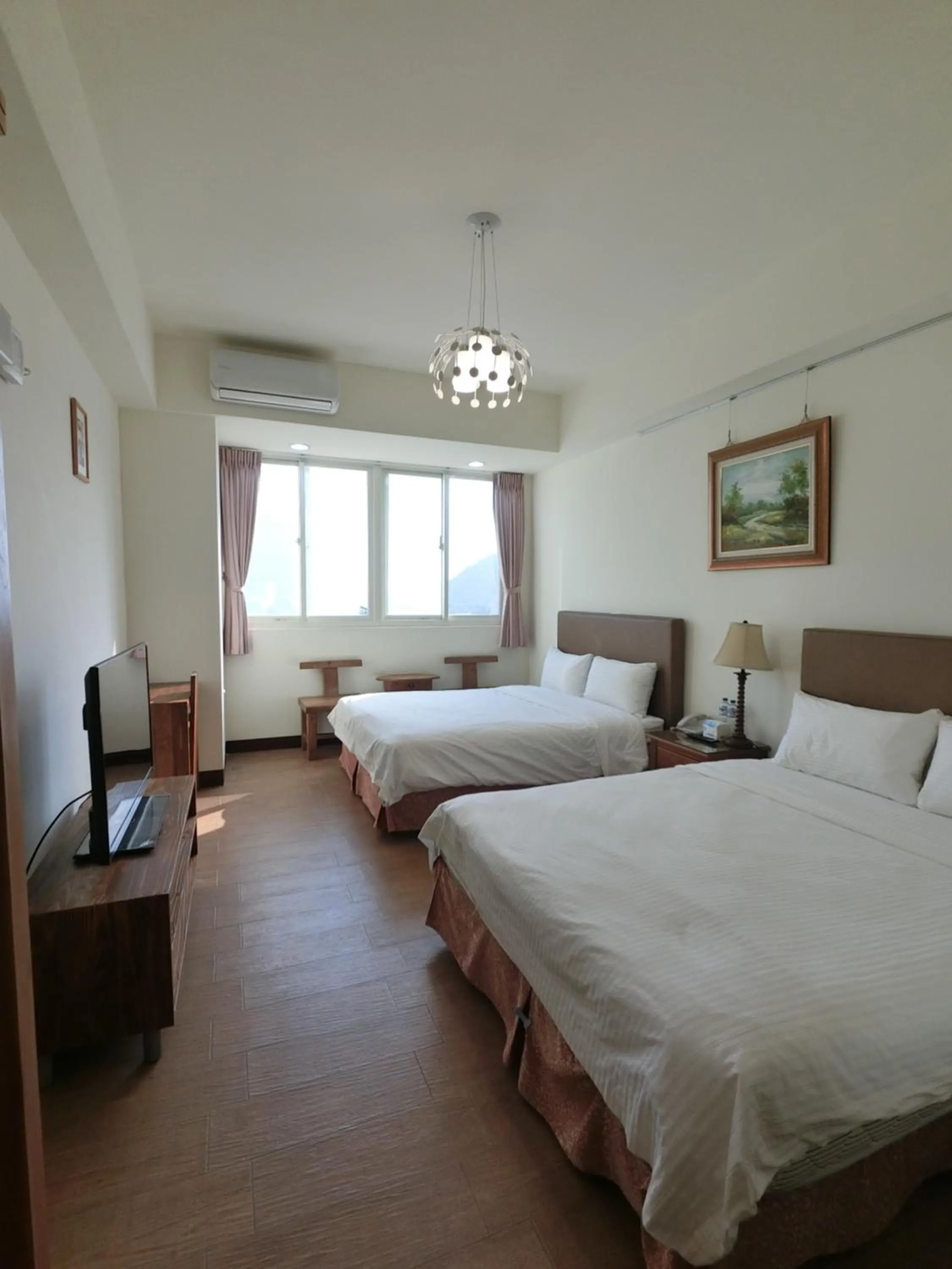 bunk bed, Bed in Long Zhi Yue Hotel