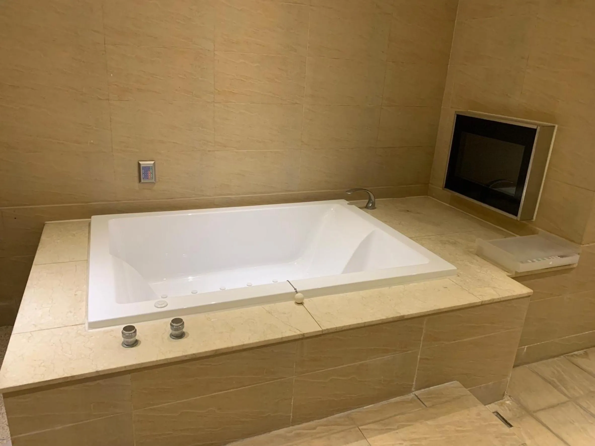 Bathroom in Aquarius Motel