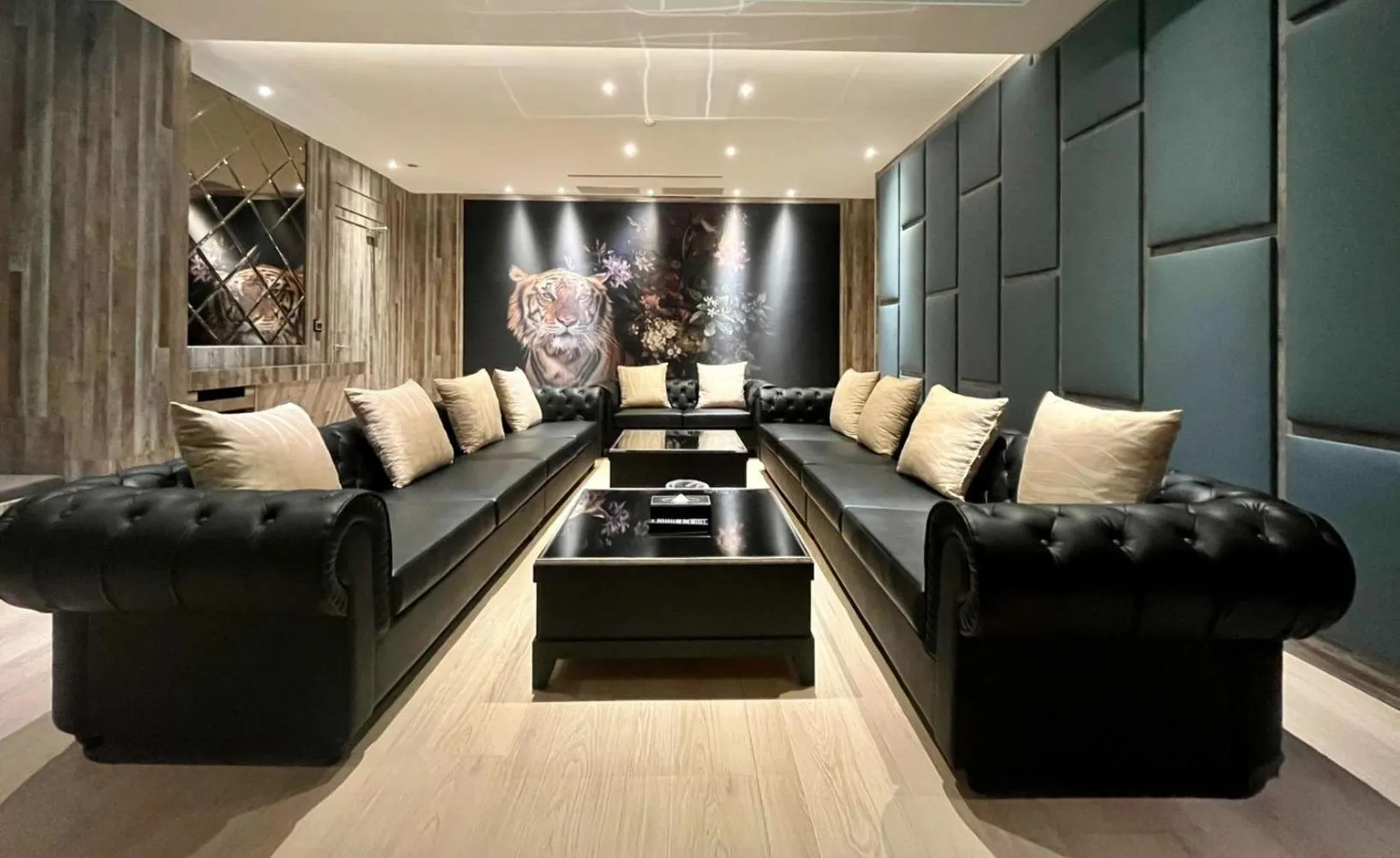 Photo of the whole room in Aquarius Motel