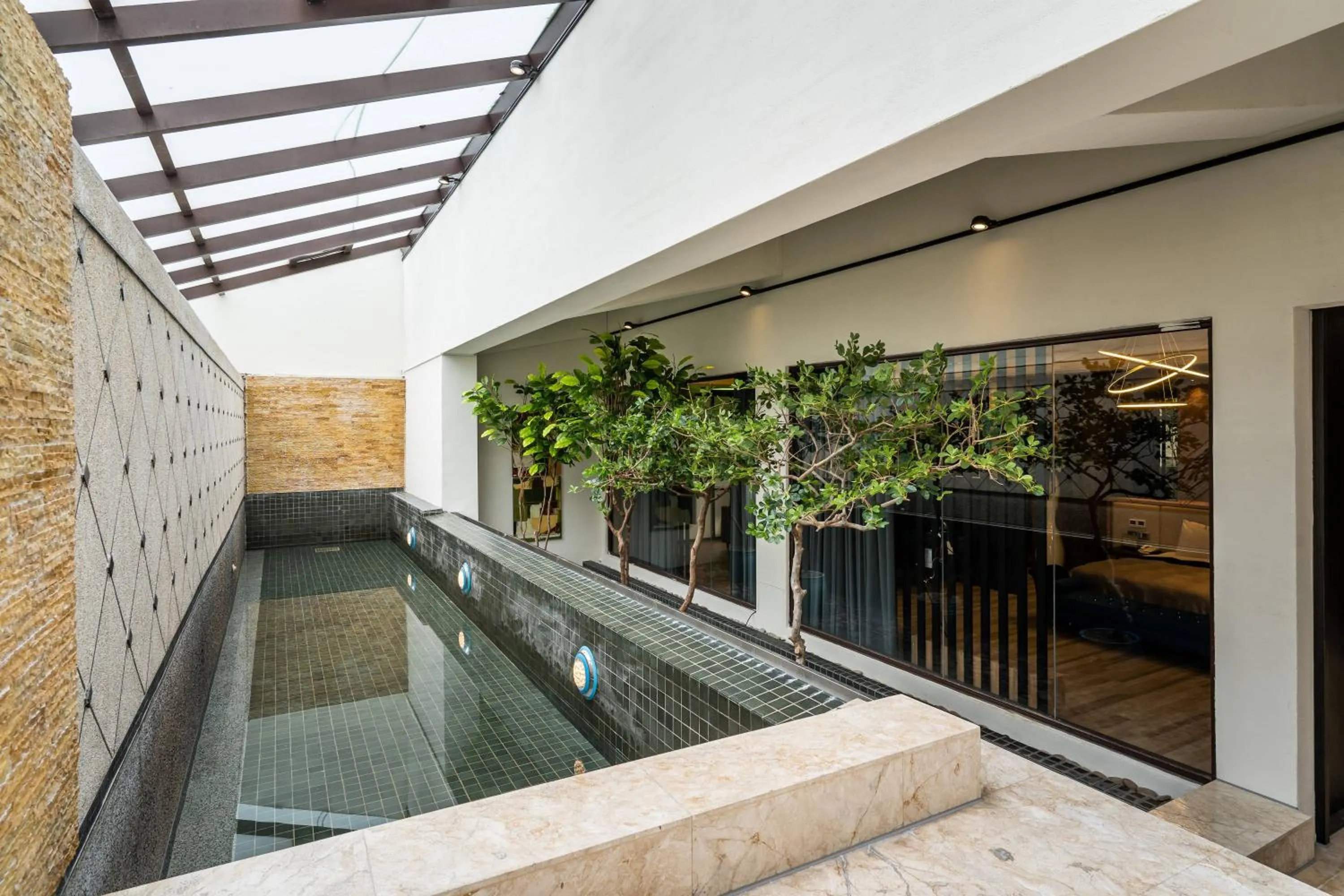 Bathroom in Aquarius Motel