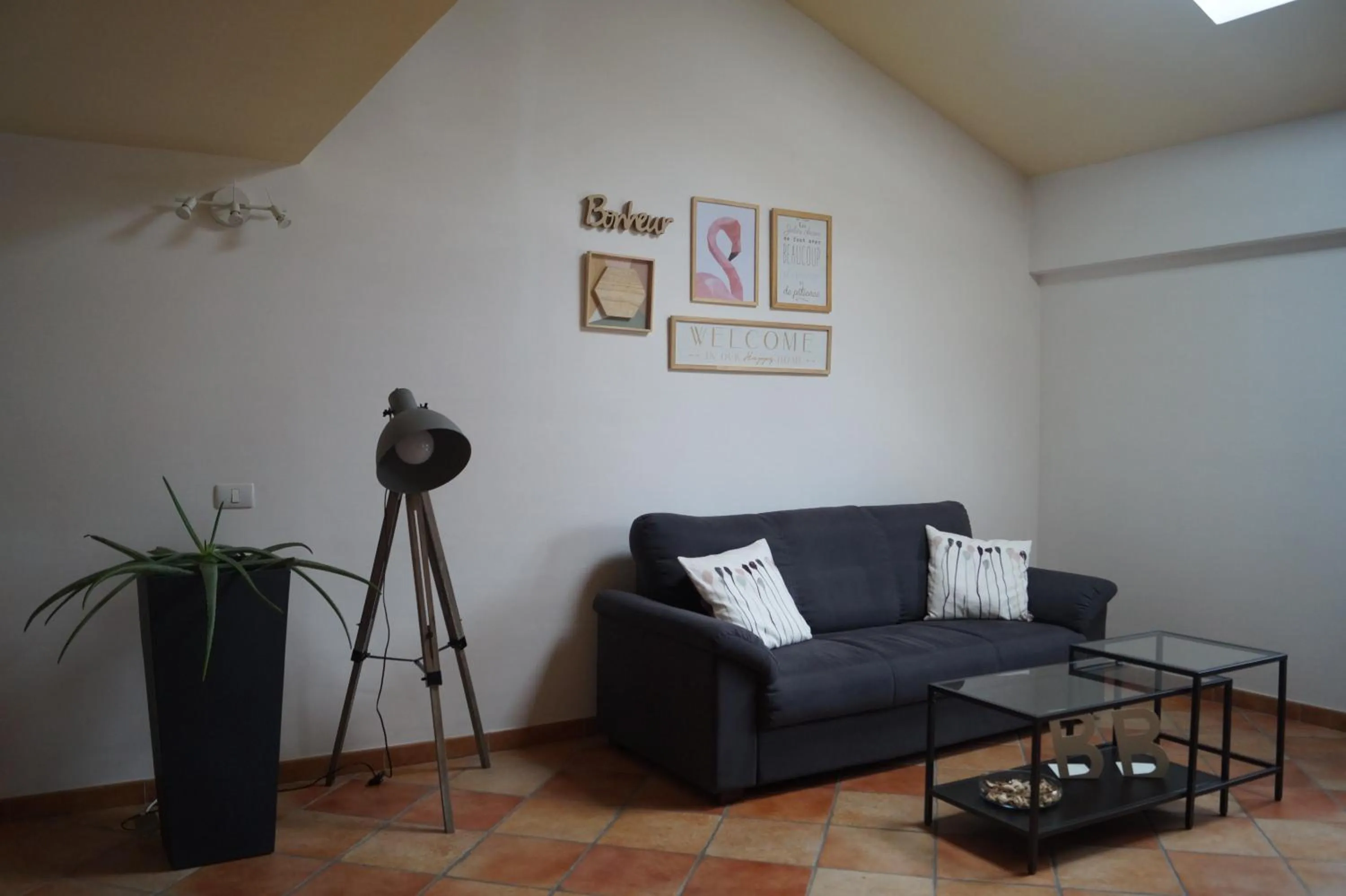 Lobby or reception in Bonjour Bonheur