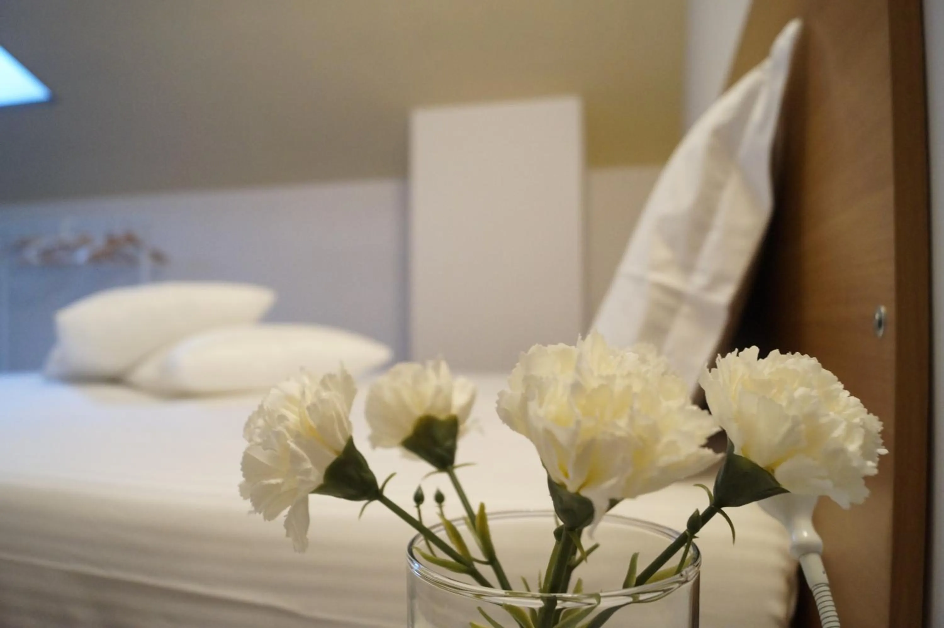 Bed in Bonjour Bonheur