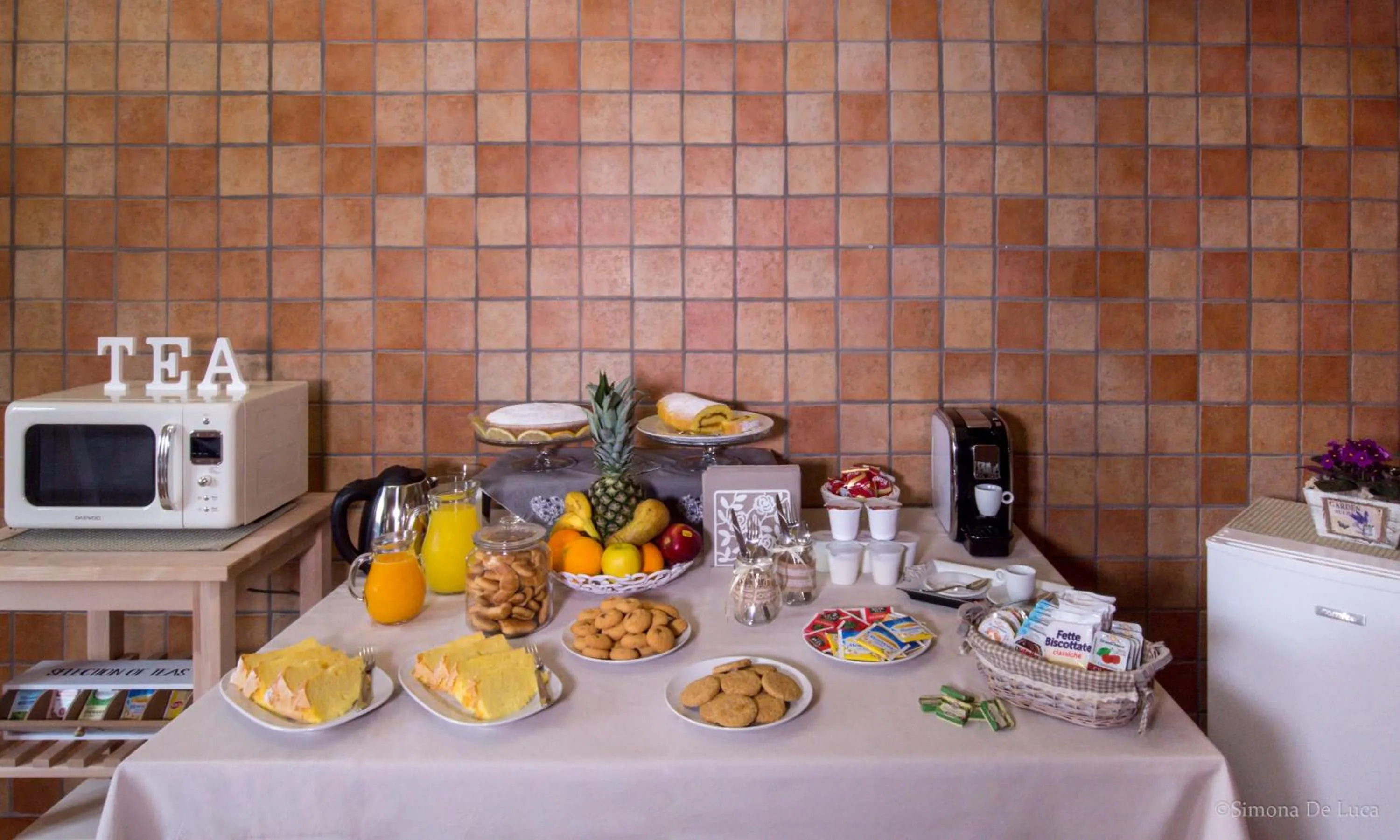 Food close-up in Bonjour Bonheur