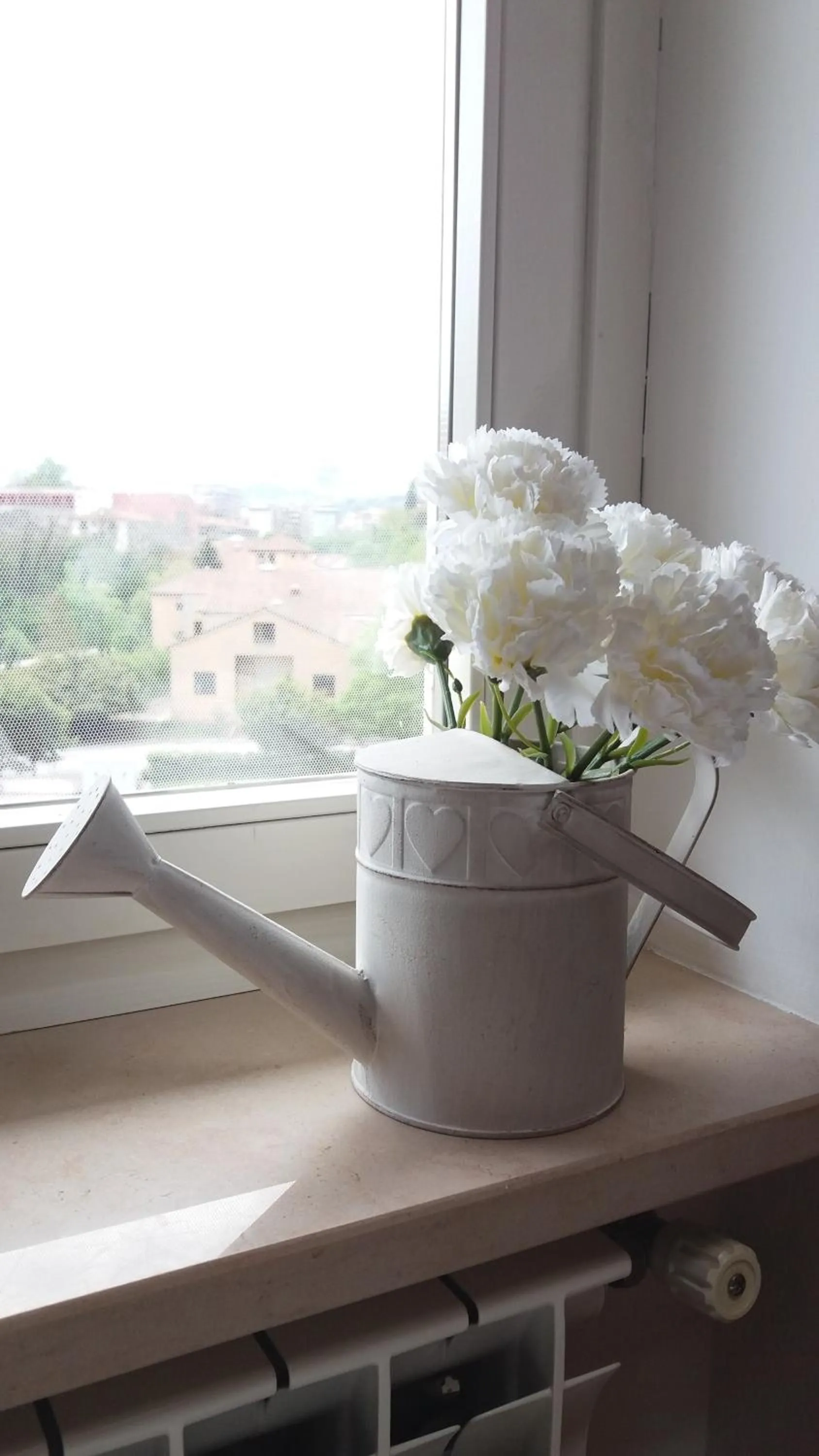 Decorative detail in Bonjour Bonheur