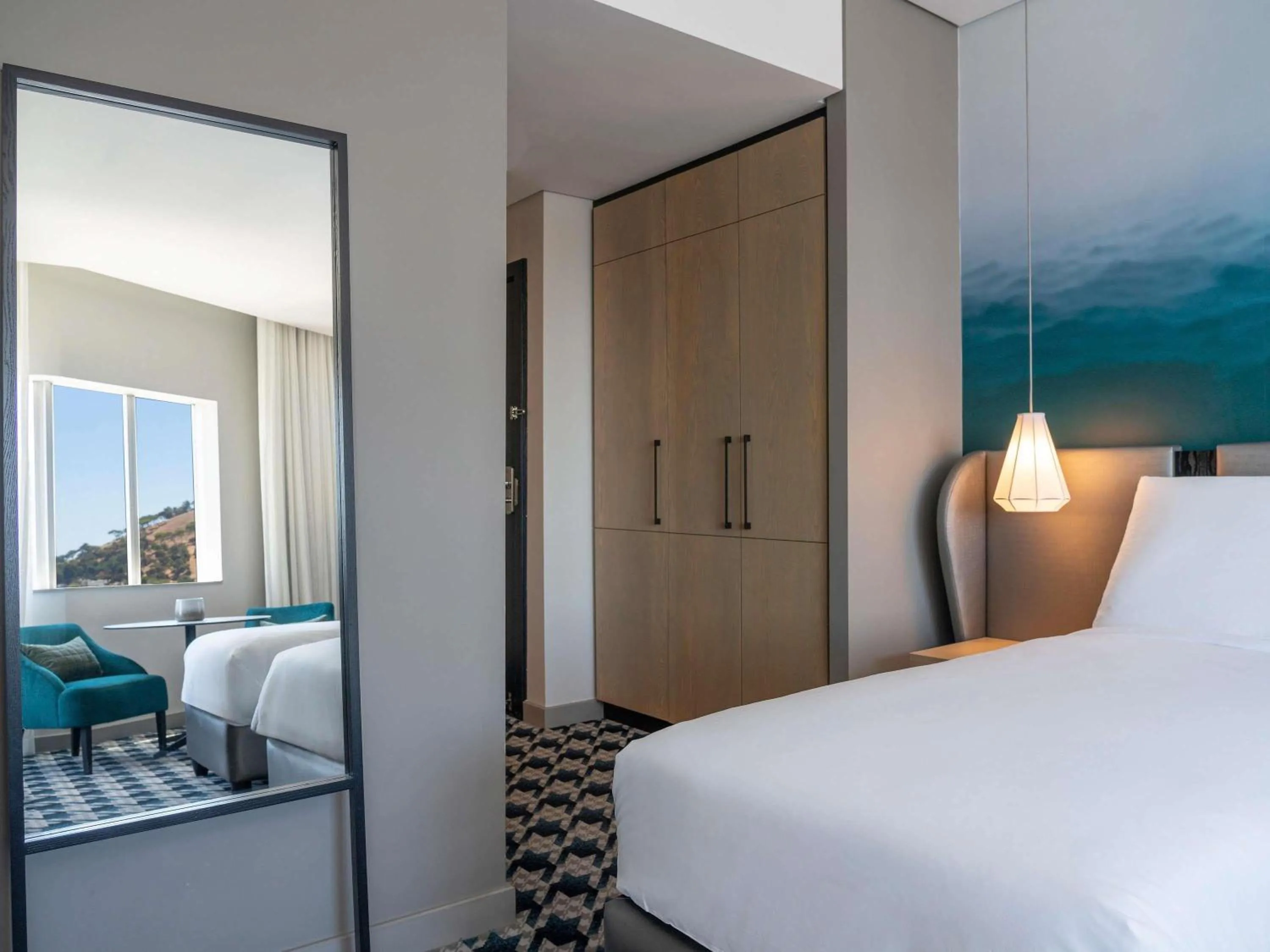 Bedroom, Bed in Pullman Cape Town City Centre