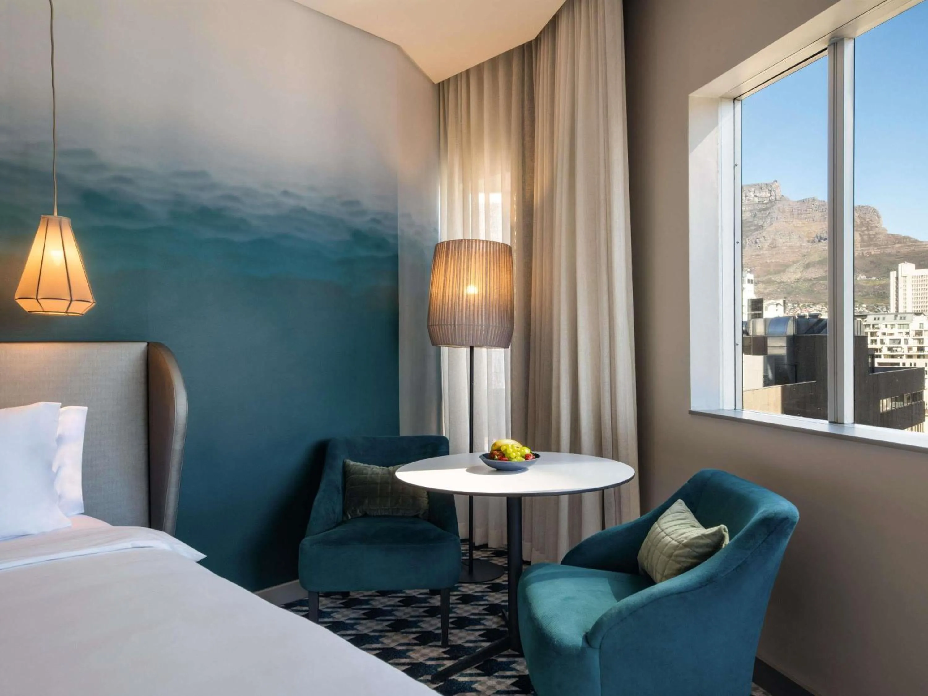 Bedroom, Bed in Pullman Cape Town City Centre