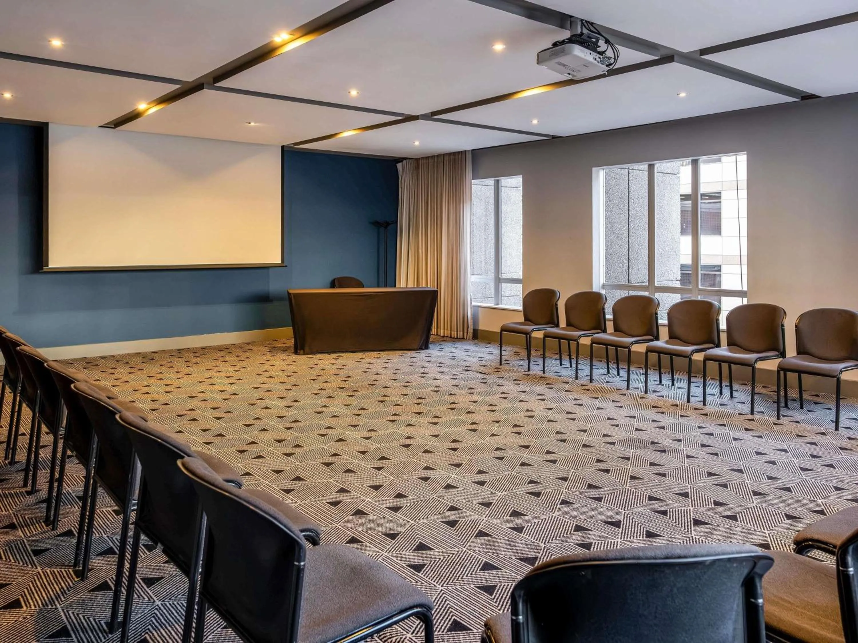Meeting/conference room in Pullman Cape Town City Centre