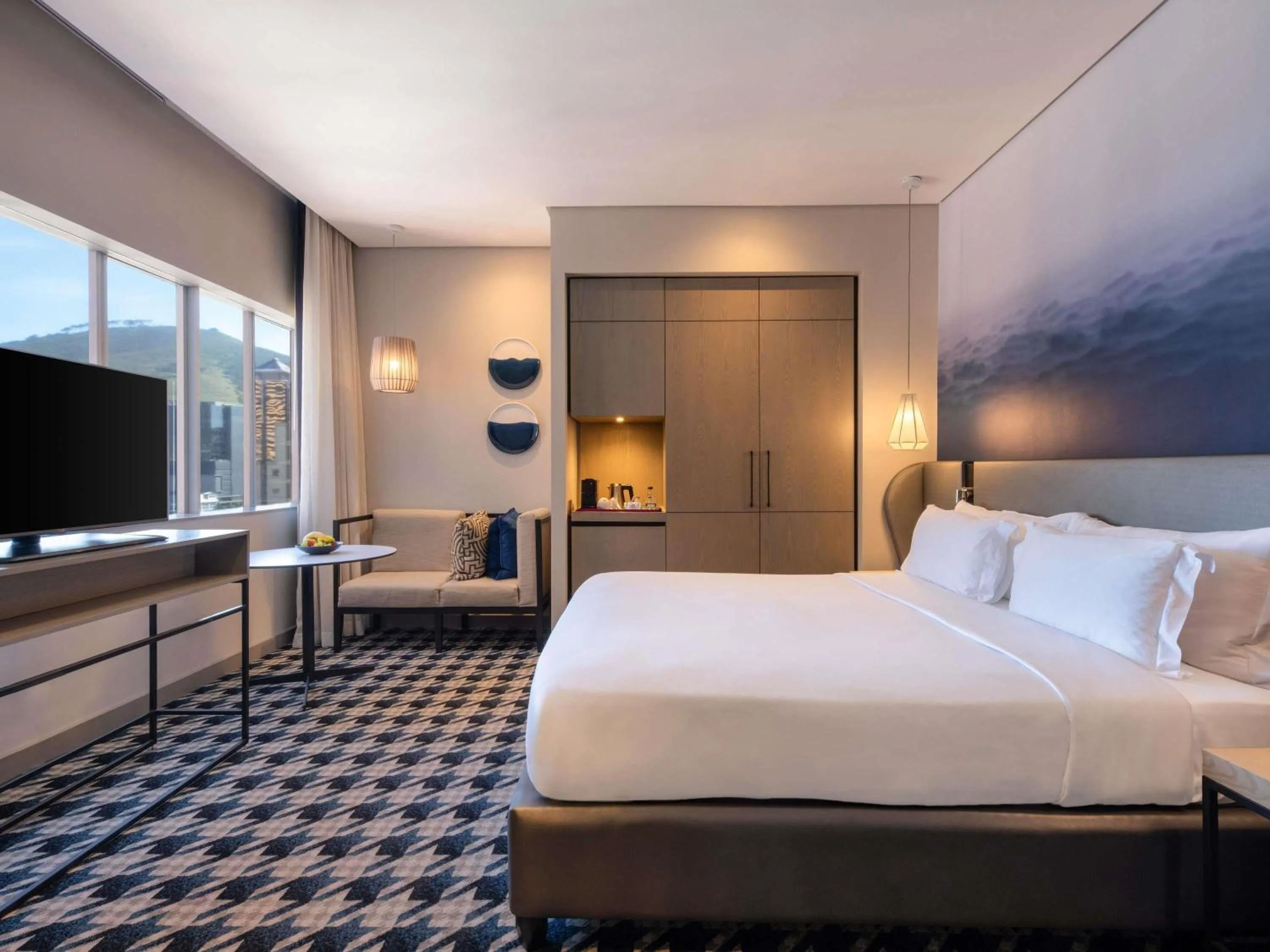 Bedroom, Bed in Pullman Cape Town City Centre