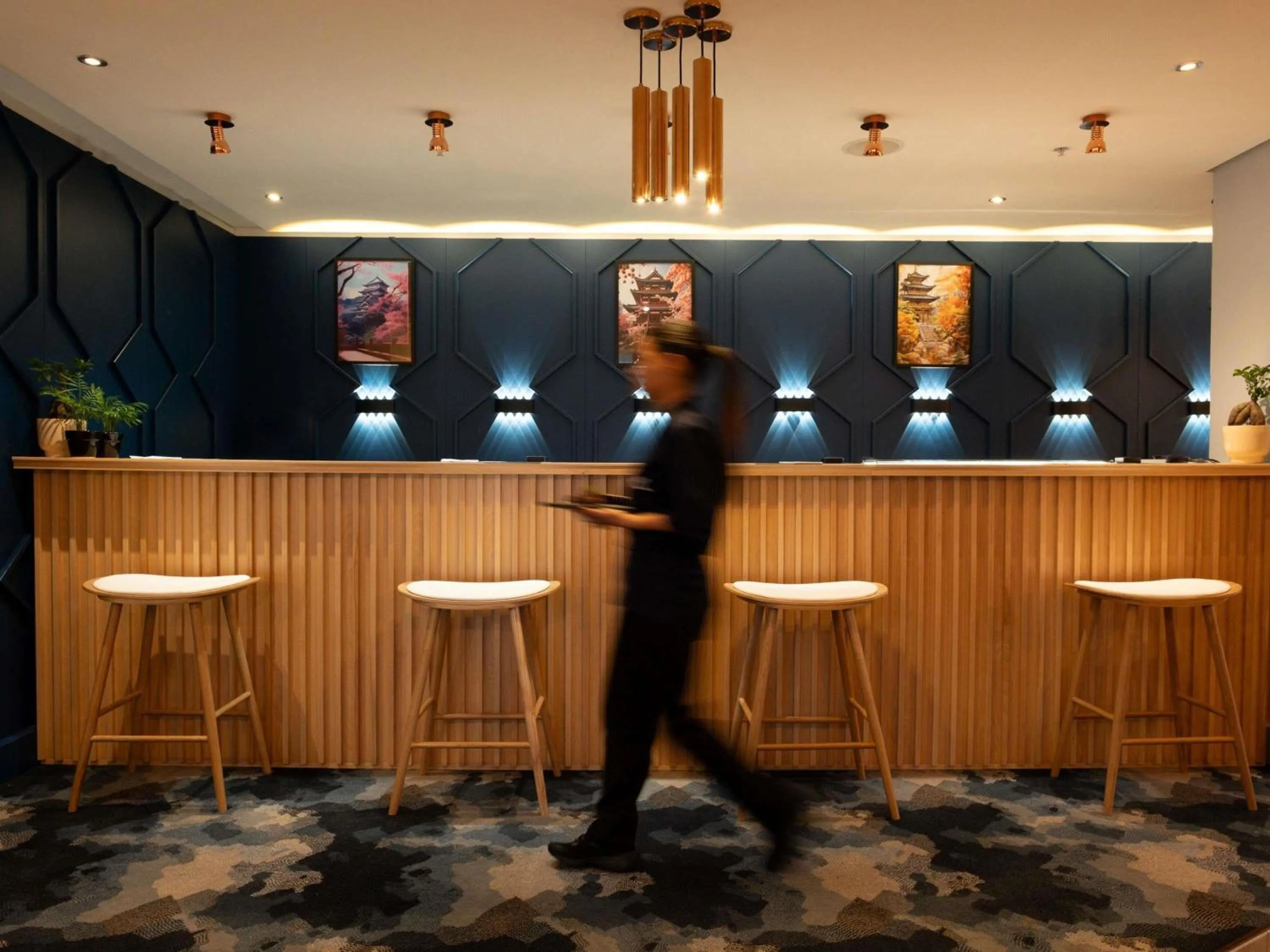 Restaurant/places to eat in Pullman Cape Town City Centre