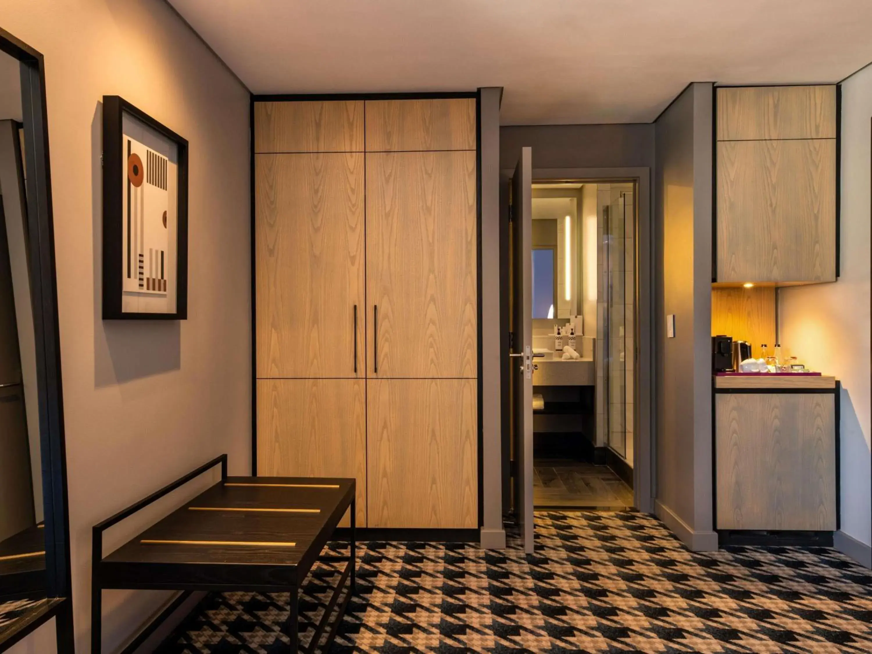 Bedroom in Pullman Cape Town City Centre Bedroom in Pullman Cape Town City Centre