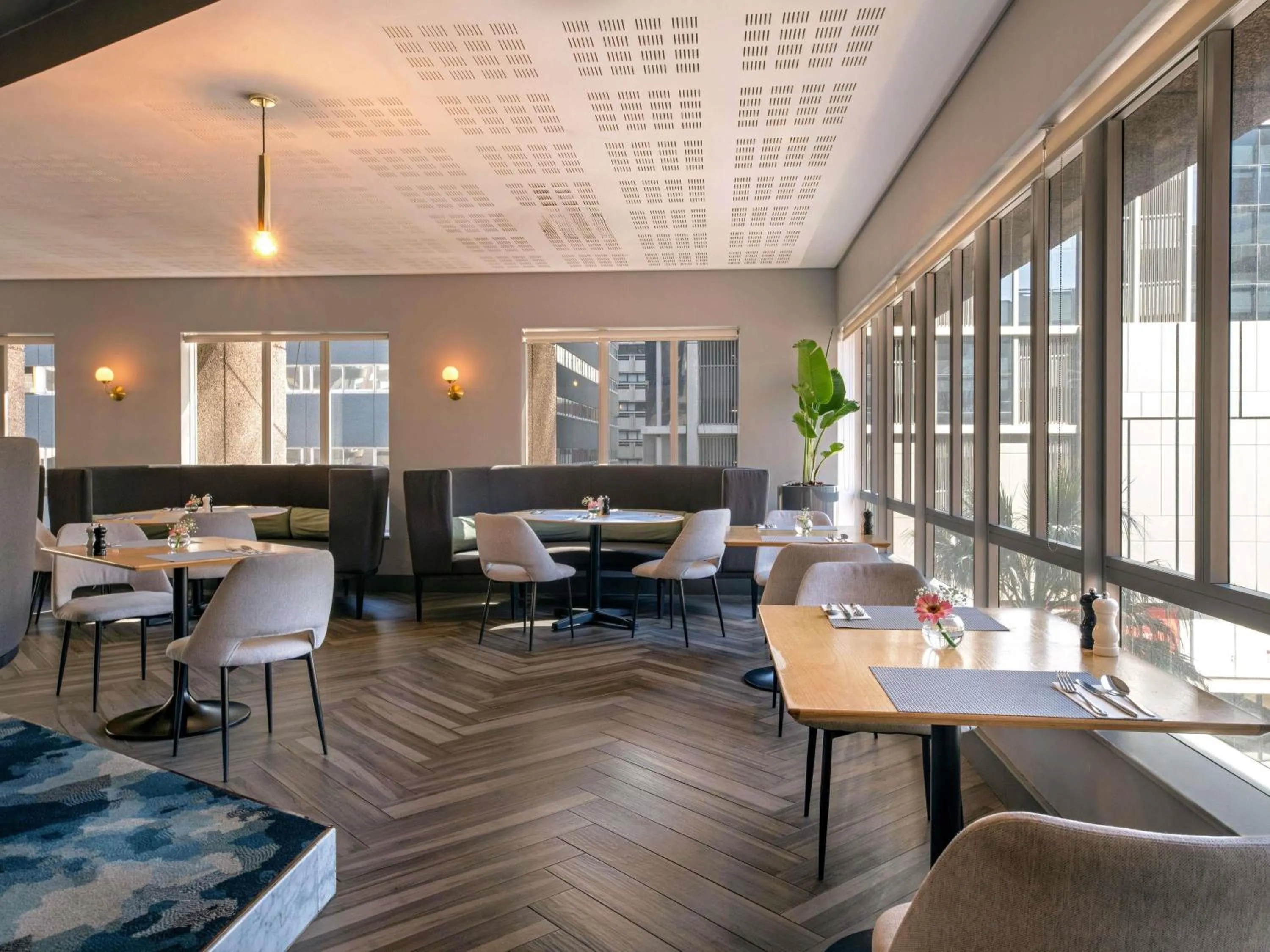 Breakfast in Pullman Cape Town City Centre