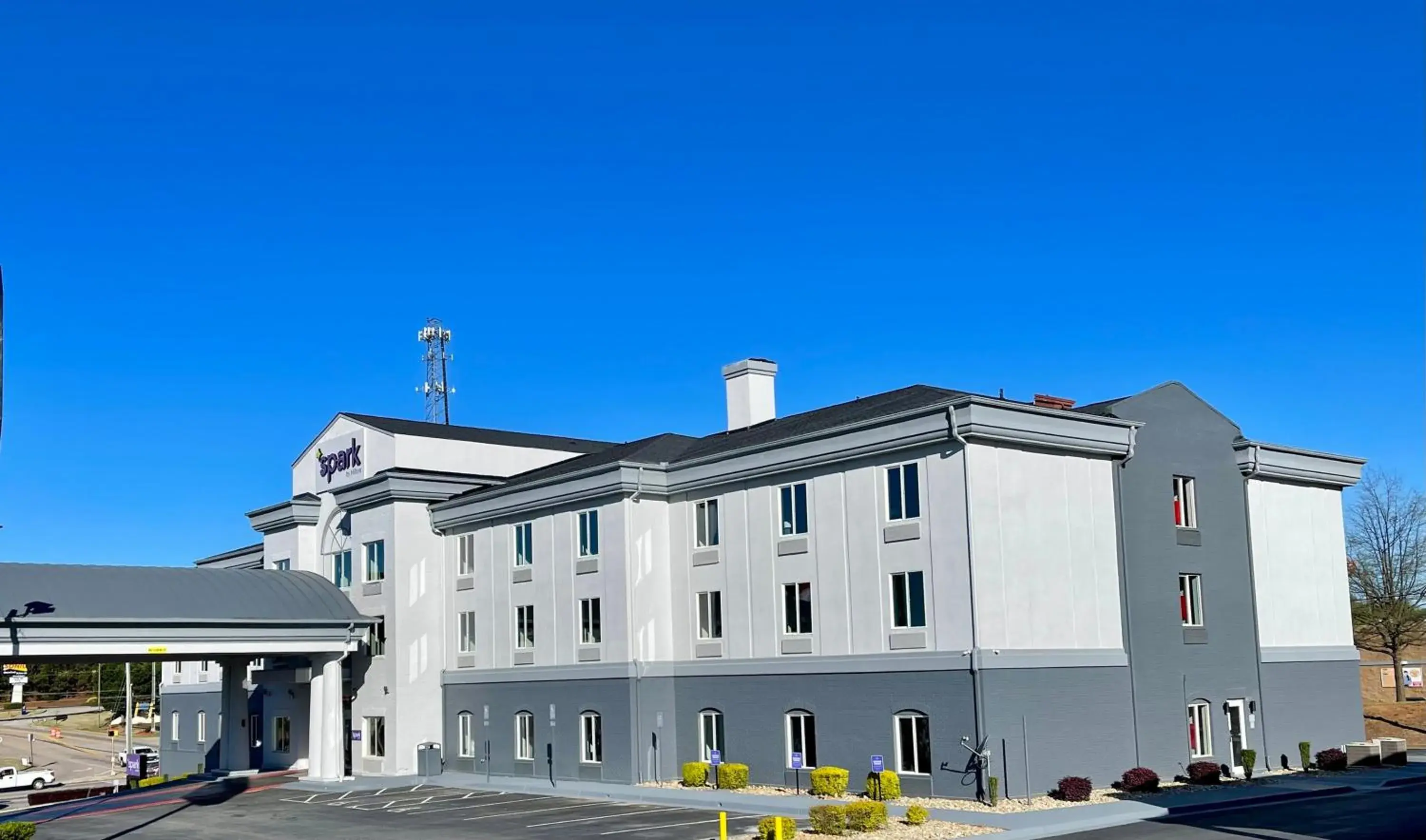 Property building in Spark by Hilton Commerce, GA Property building in Spark by Hilton Commerce, GA