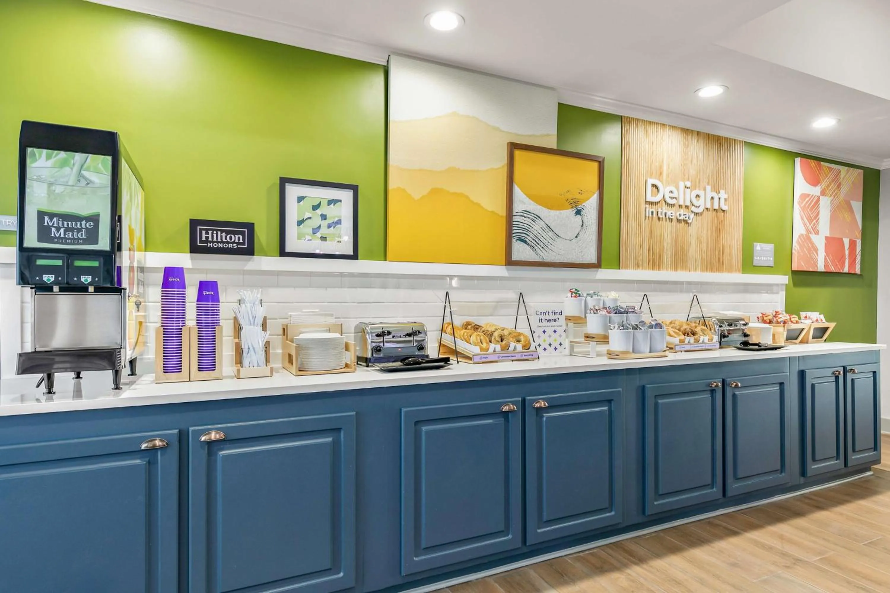 Breakfast in Country Inn & Suites by Radisson, Commerce, GA Near SK Battery Plant