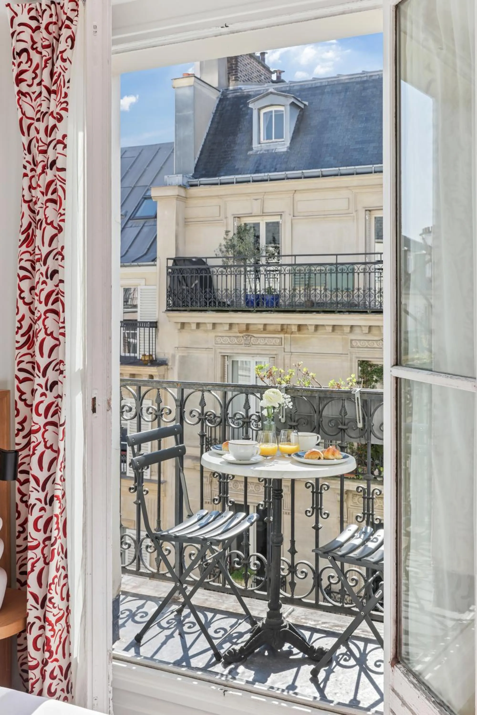 Balcony/Terrace in Hôtel Alexandrine Opera