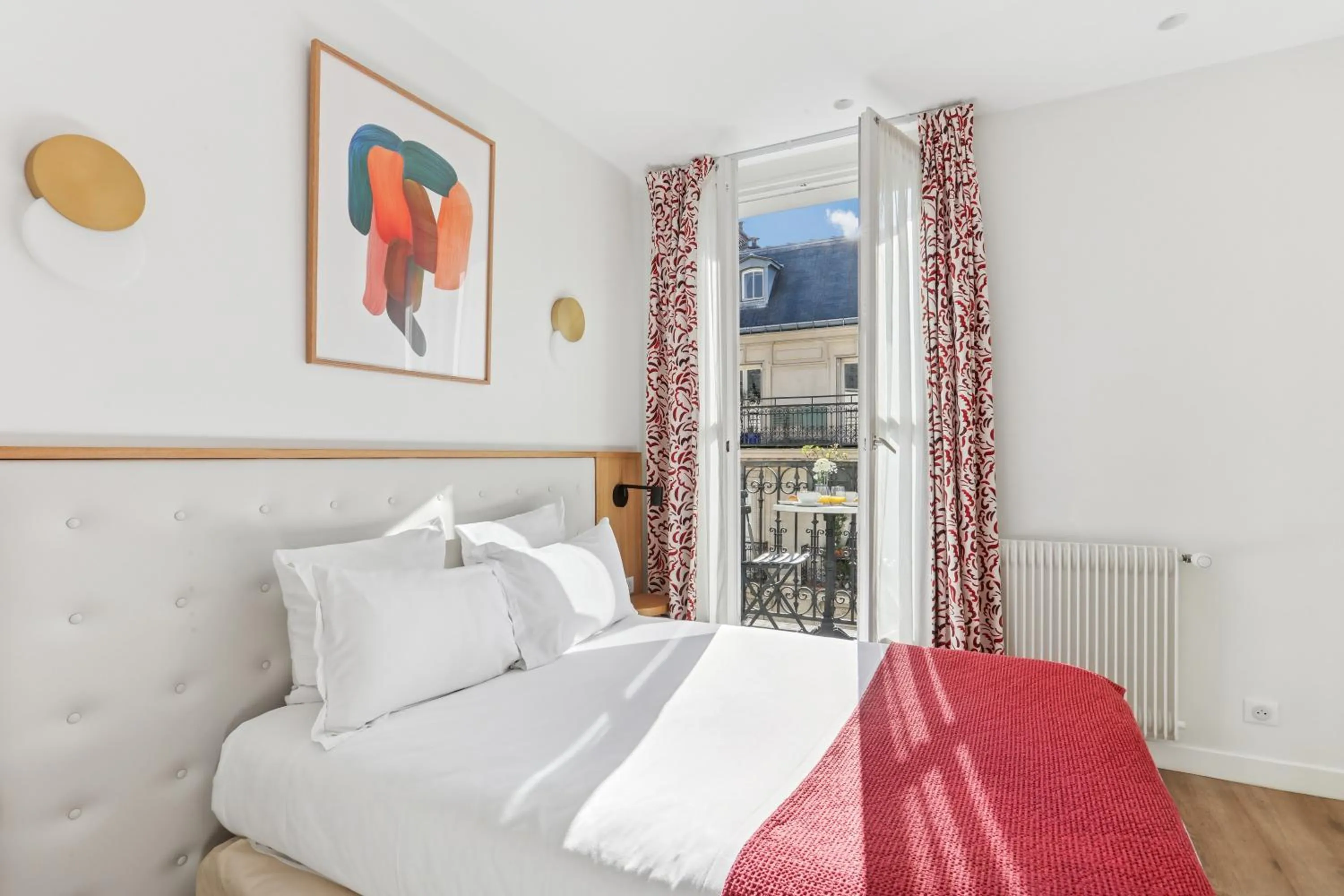 Bed in Hôtel Alexandrine Opera