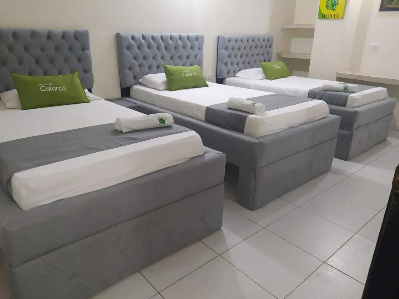 Bed in Hotel Calarca N1