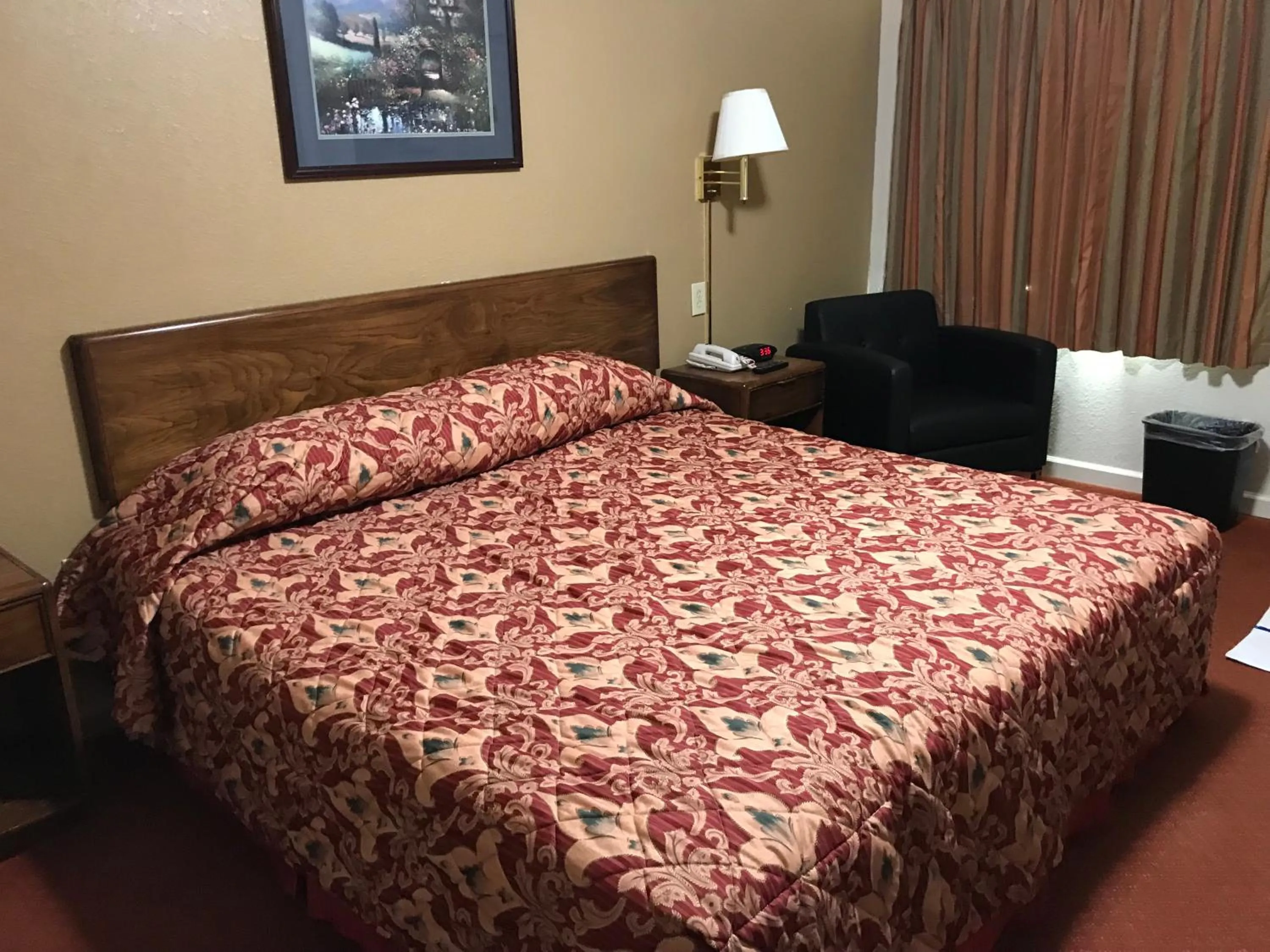 Travelers Inn