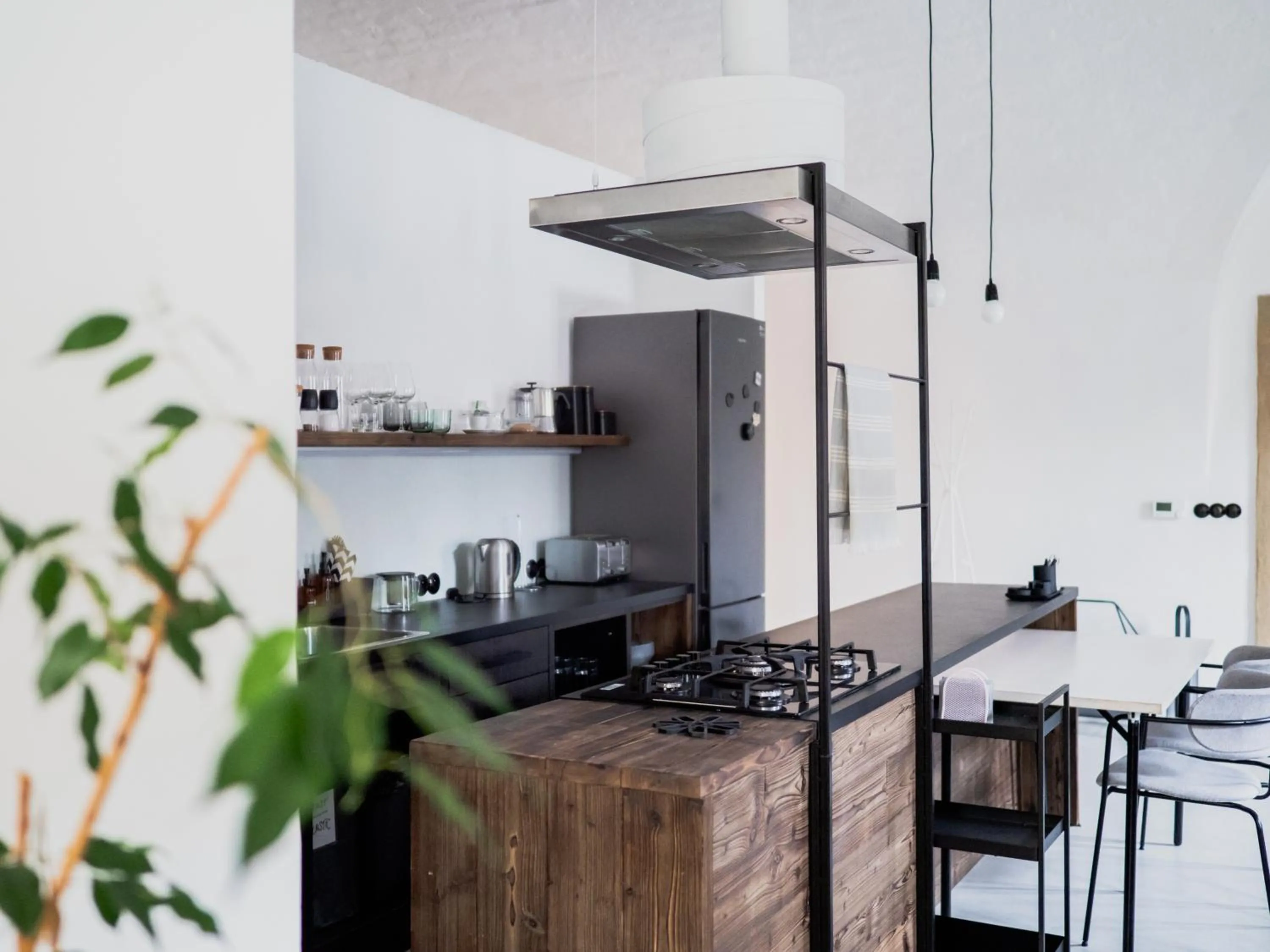 Long Story Short Hostel & Café