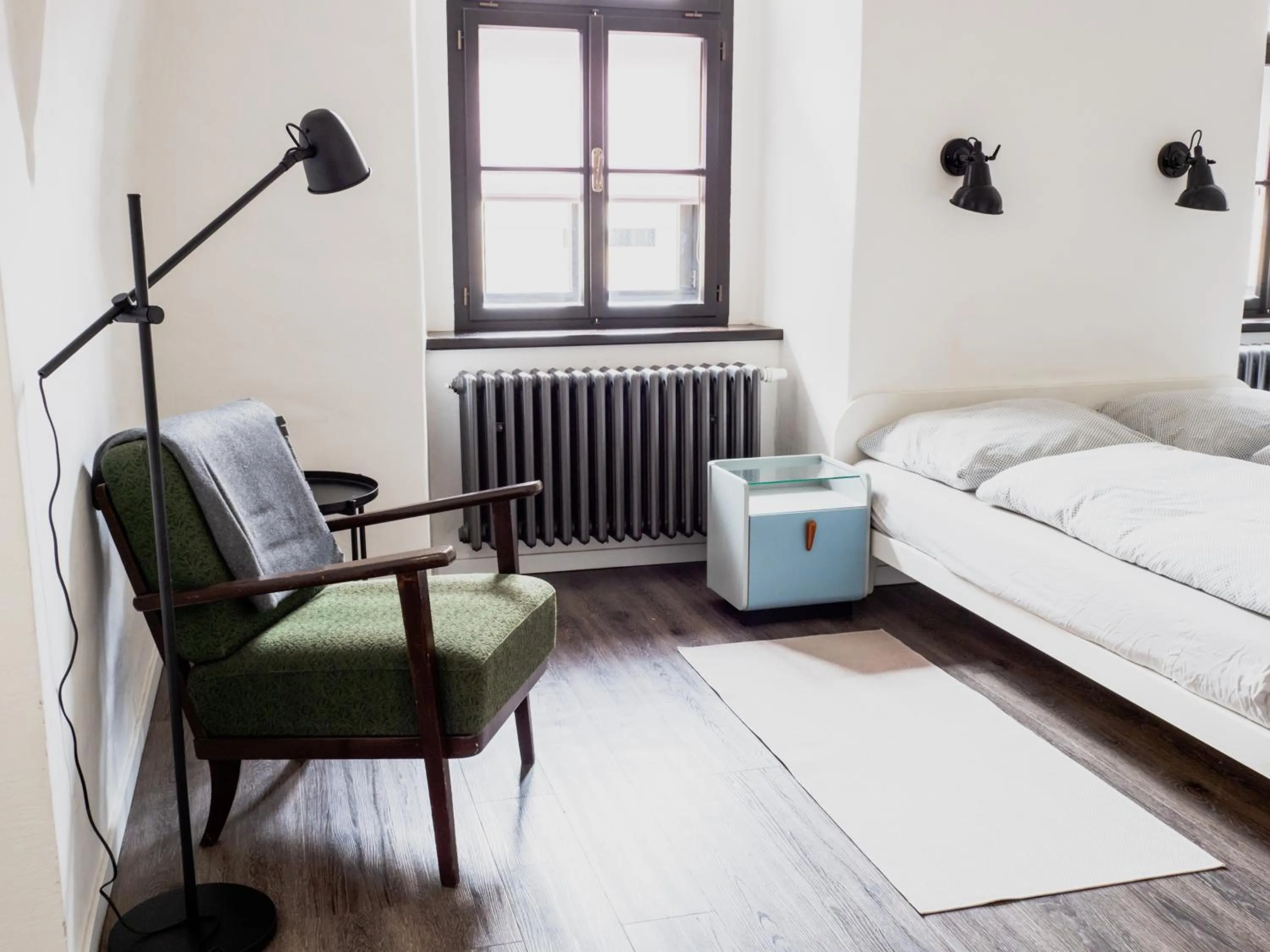 Bed in Long Story Short Hostel & Café