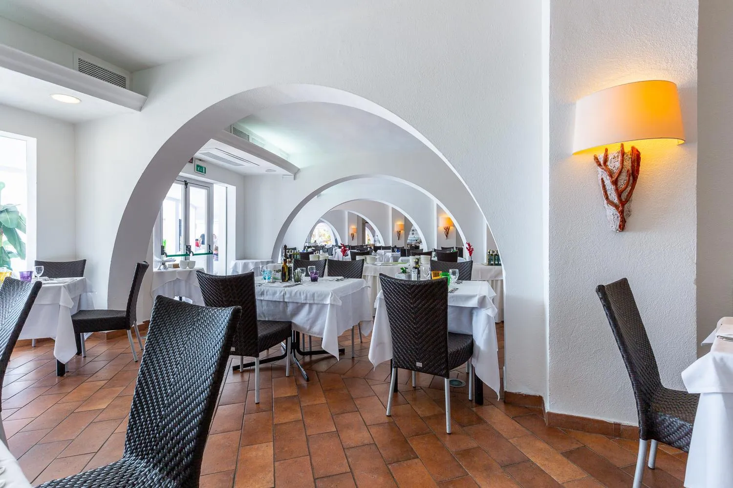 Restaurant/places to eat in Hotel Flamingo