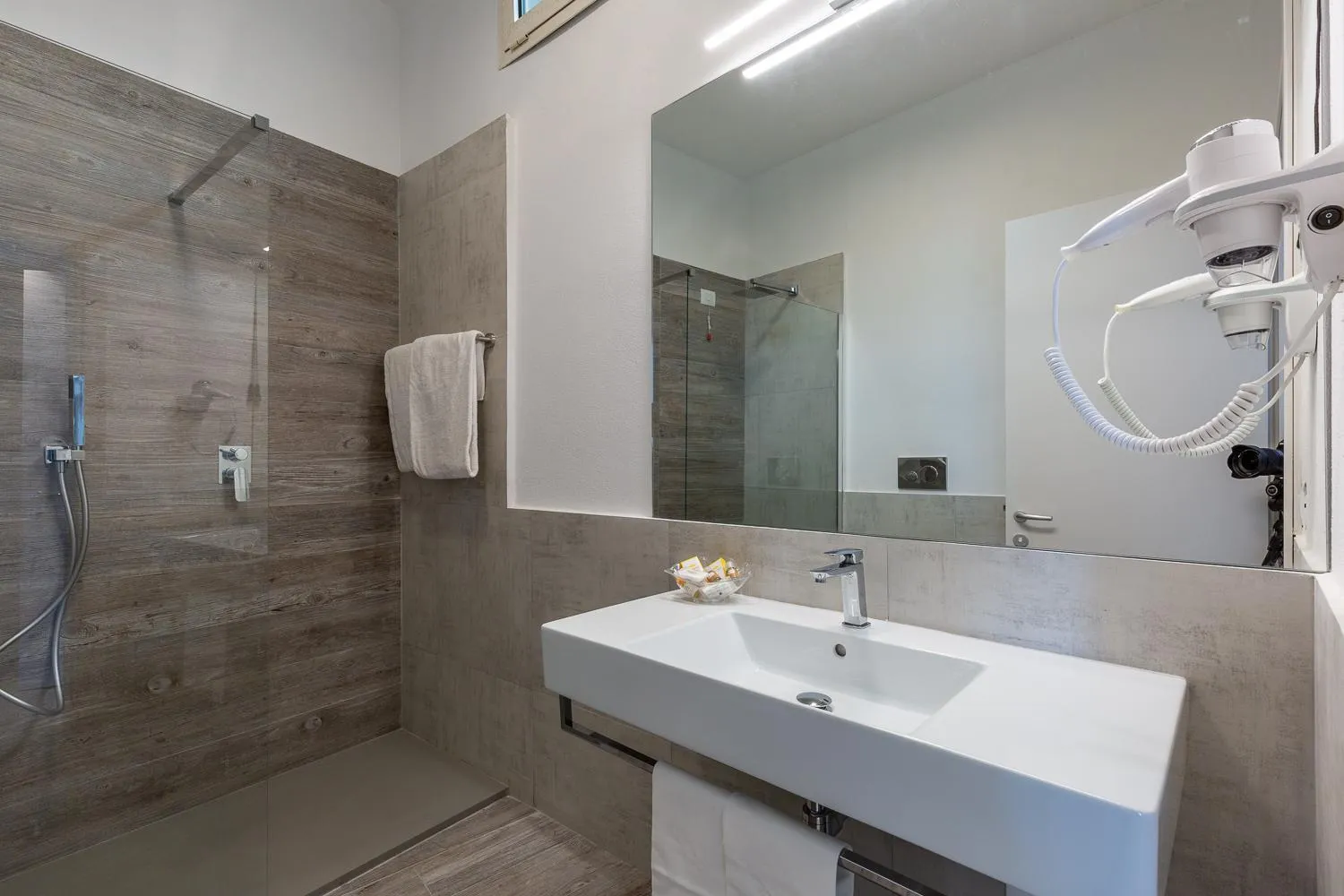 Bathroom in Hotel Flamingo