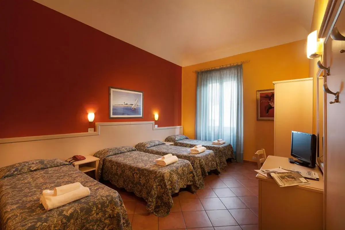 Photo of the whole room, Bed in Hotel Eden Photo of the whole room, Bed in Hotel Eden