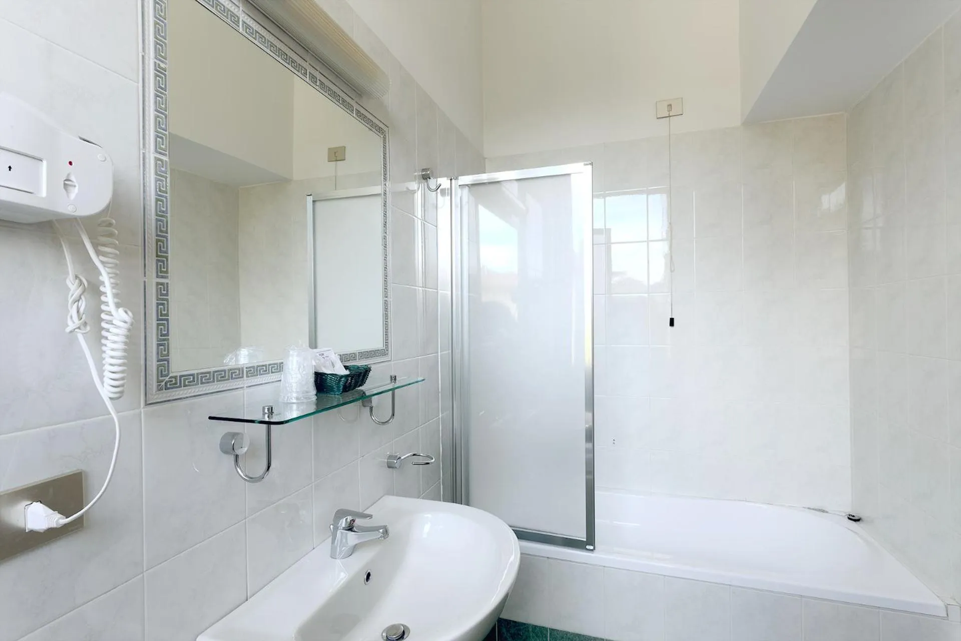 Bathroom in Hotel Eden