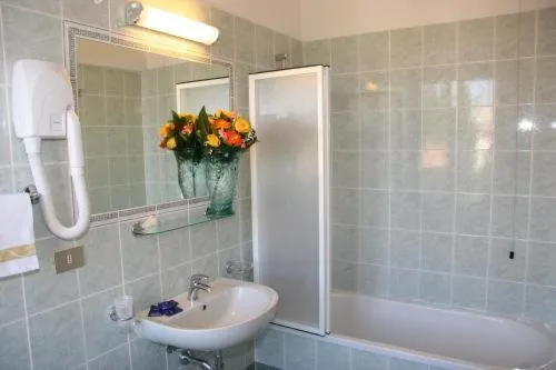 Bathroom in Hotel Eden