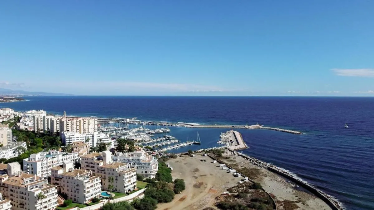 Other in CP - Modern Beachside Apartment in Estepona