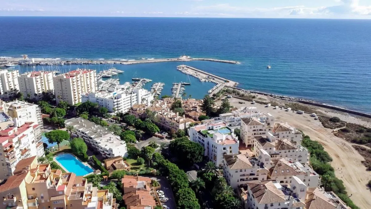Other in CP - Modern Beachside Apartment in Estepona