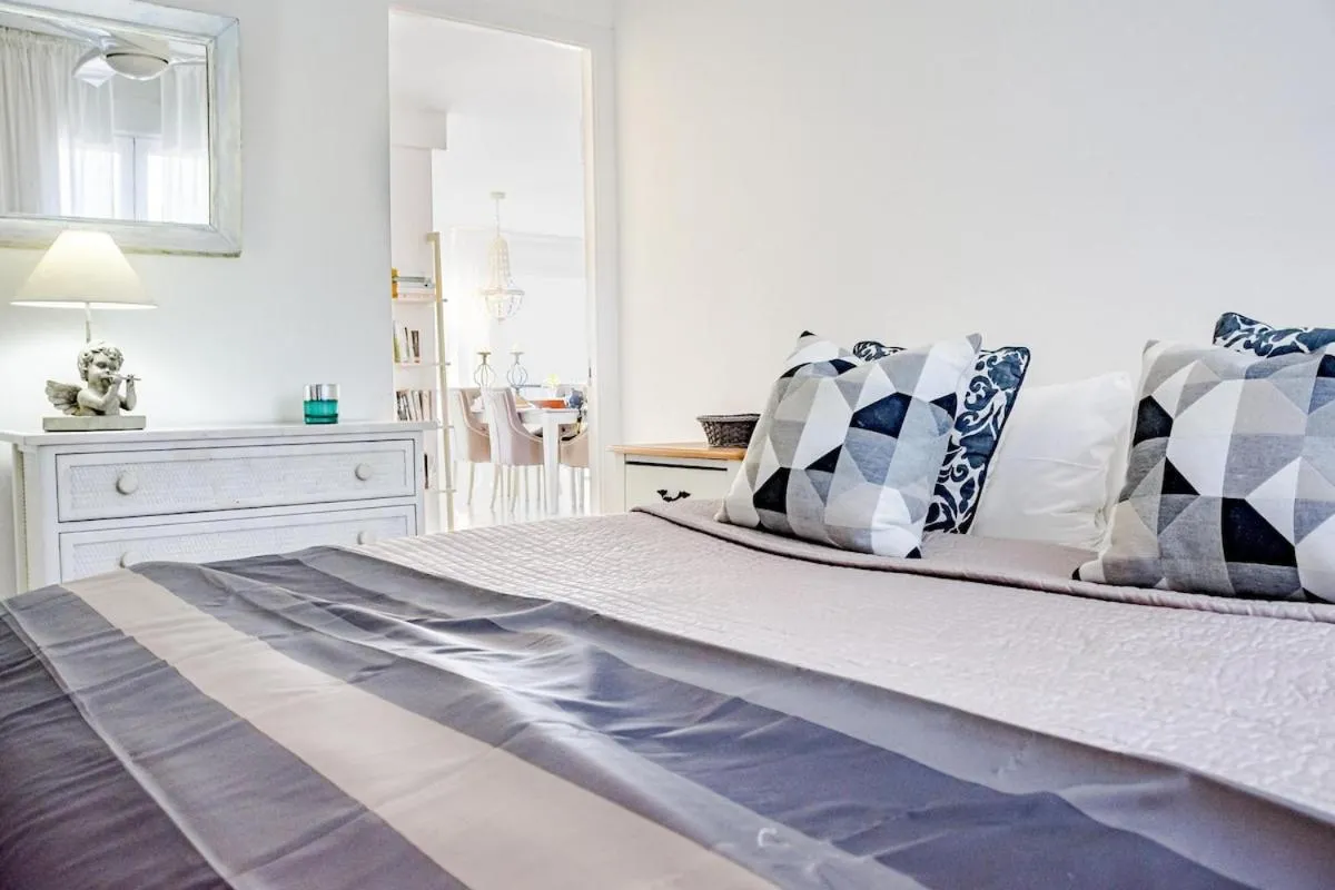 Other, Bed in CP - Modern Beachside Apartment in Estepona