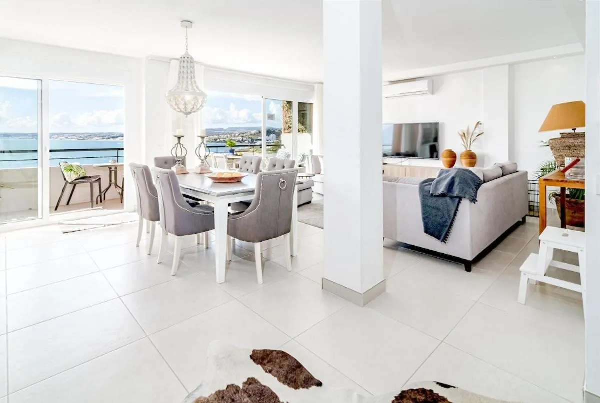 Other in CP - Modern Beachside Apartment in Estepona
