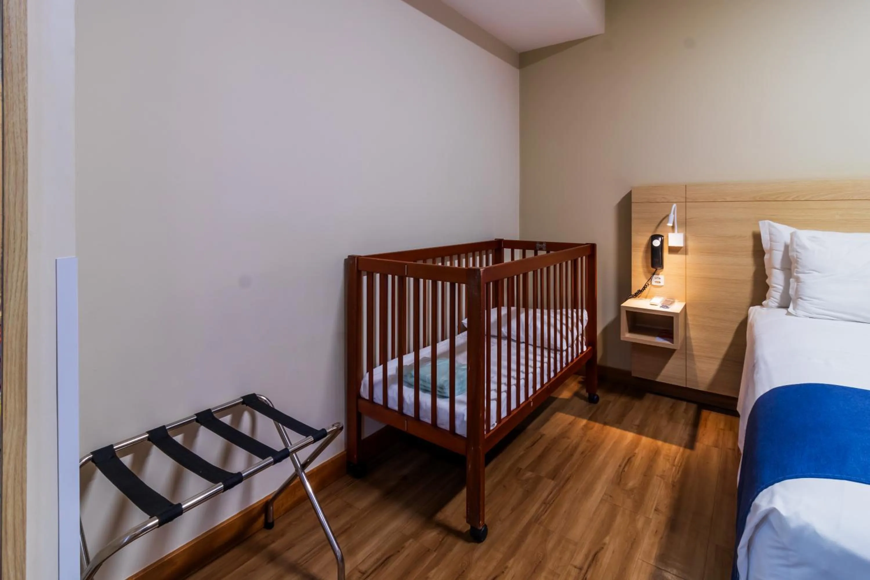 Bed in Luds Comfort Hotel