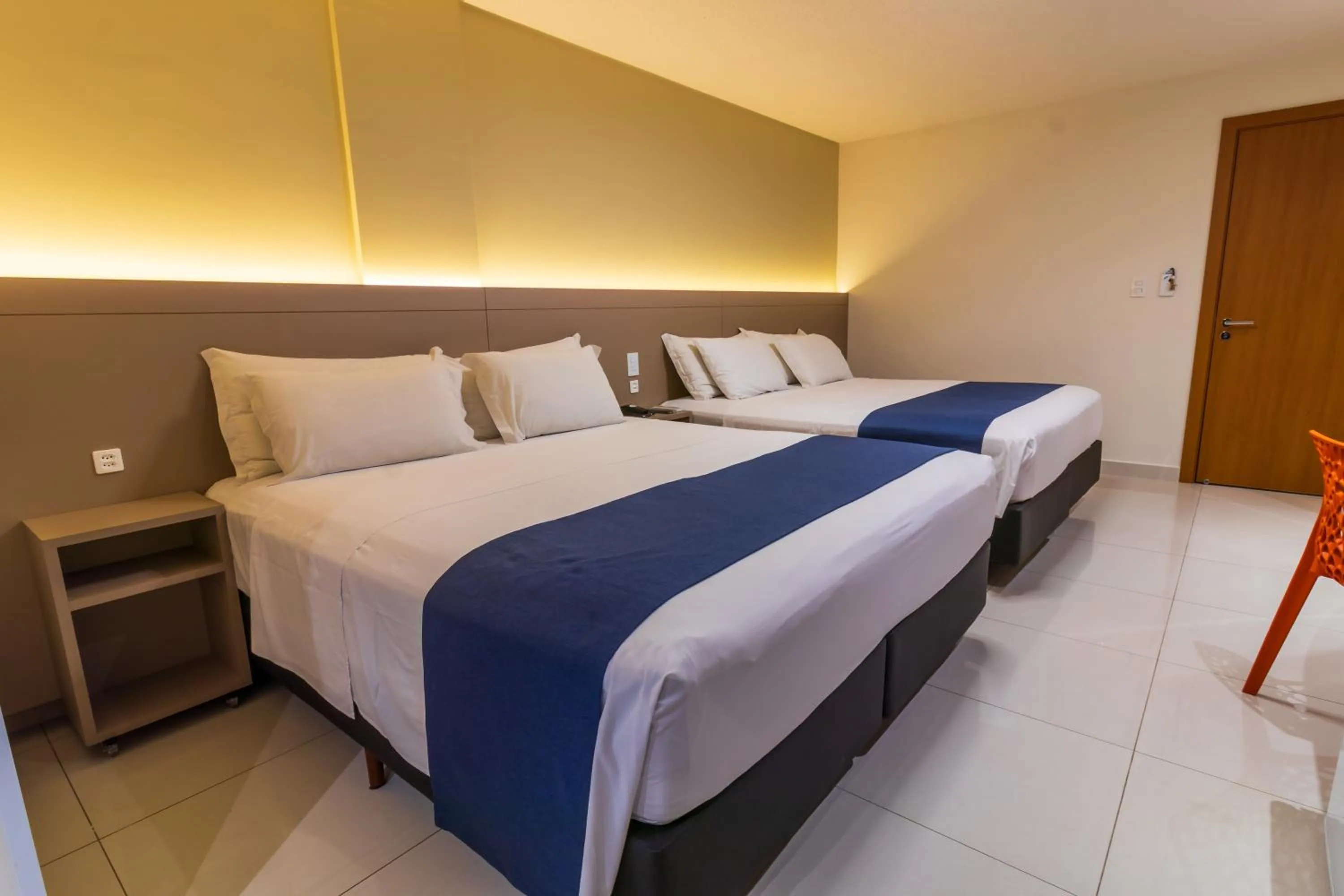 Bed in Luds Comfort Hotel