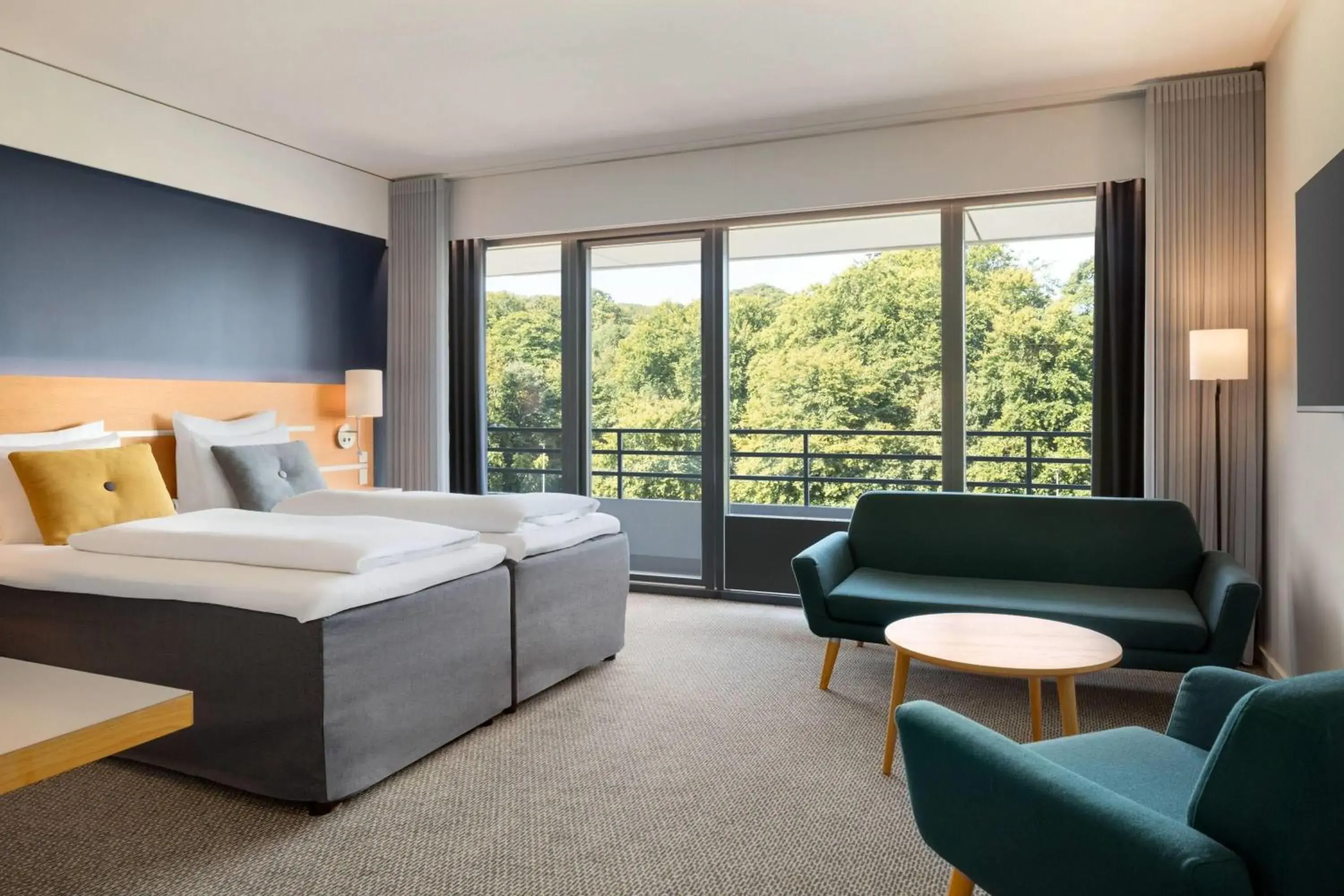 Photo of the whole room, Bed in Comwell Hvide Hus Aalborg, Dolce by Wyndham Photo of the whole room, Bed in Comwell Hvide Hus Aalborg, Dolce by Wyndham