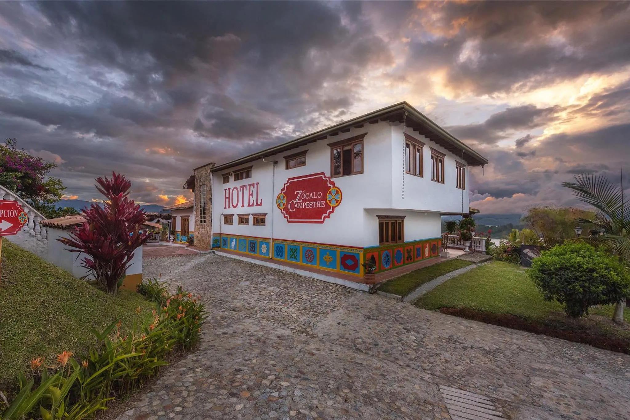 Property building in Hotel Zocalo Campestre