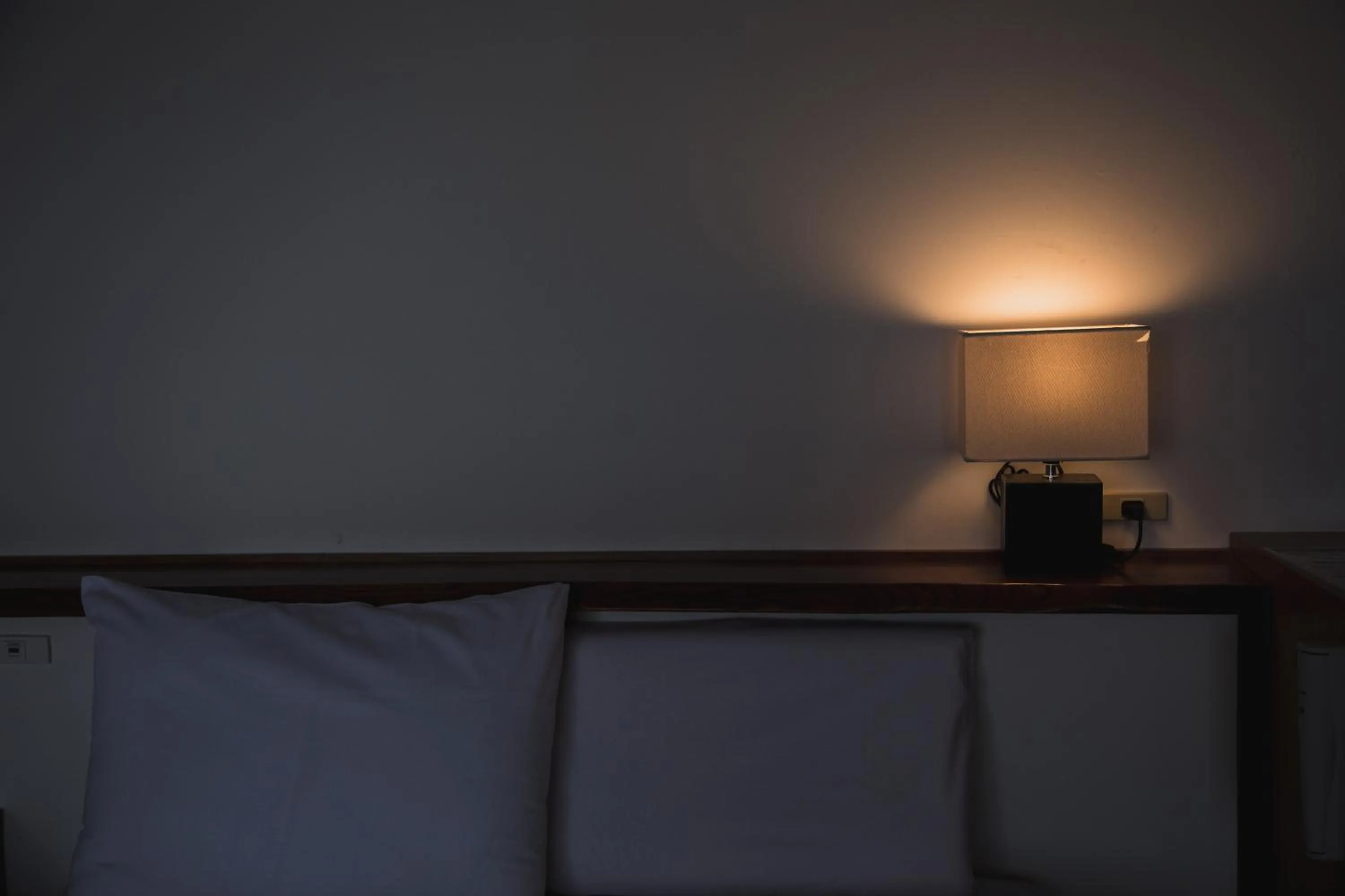 Photo of the whole room in Sui Suwako