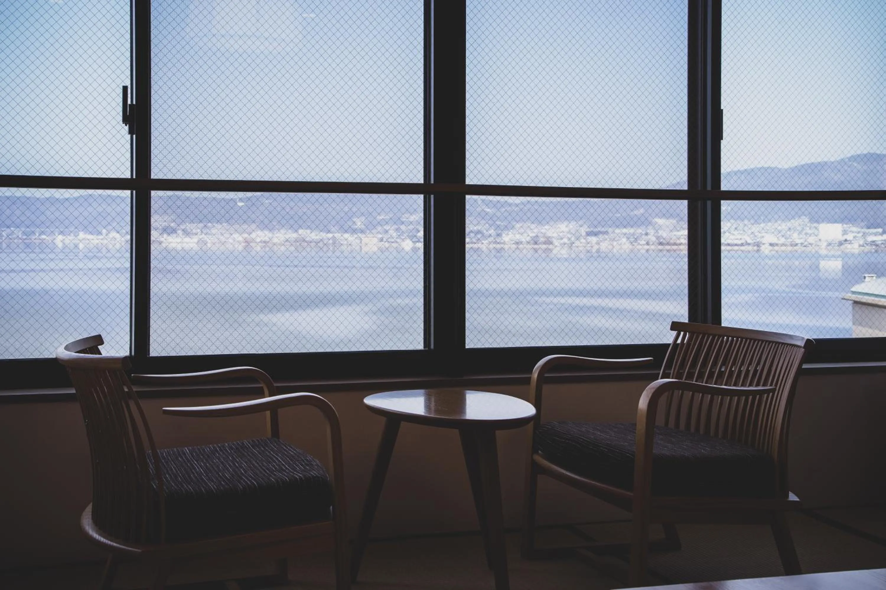 Photo of the whole room in Sui Suwako