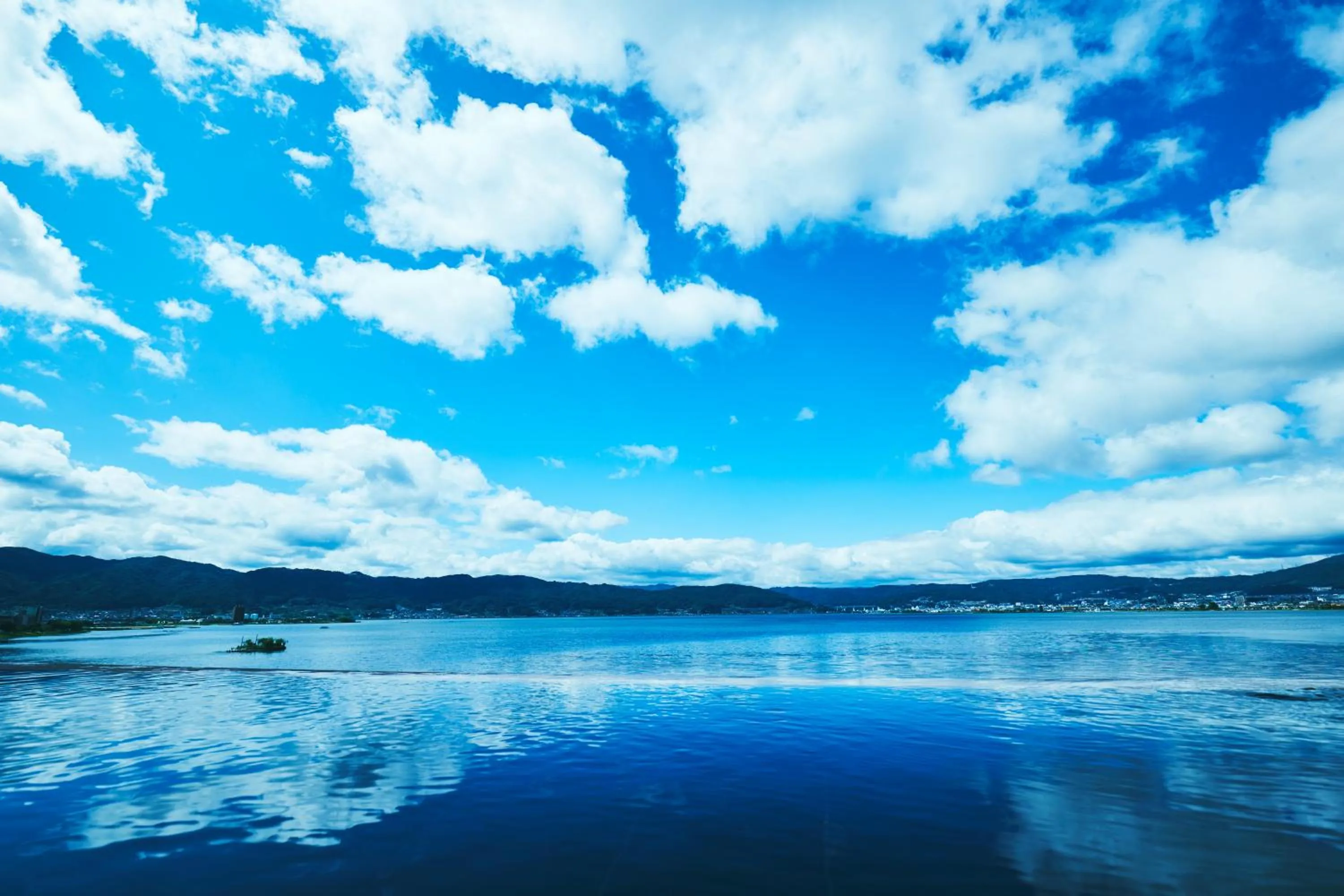 Open Air Bath in Sui Suwako