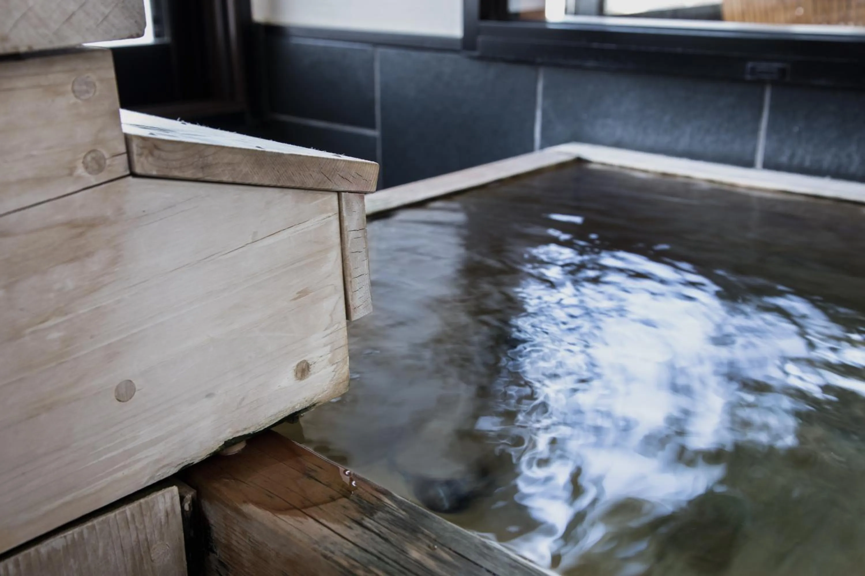 Open Air Bath in Sui Suwako