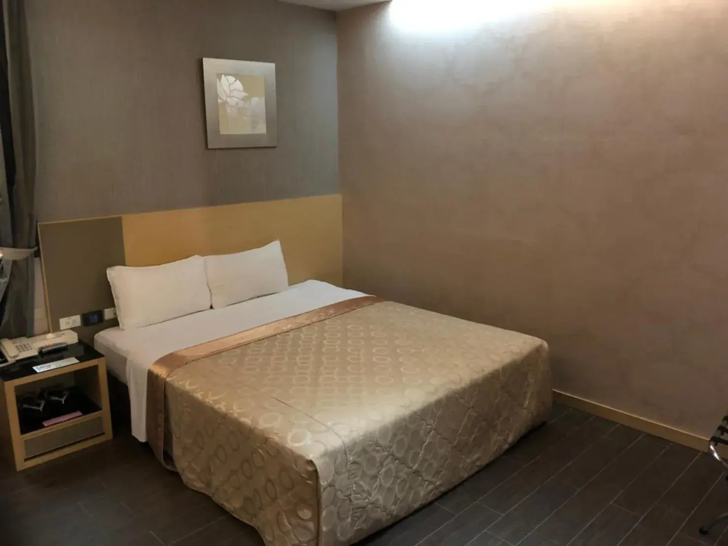 Bed in Esun Villa Hotel Bed in Esun Villa Hotel