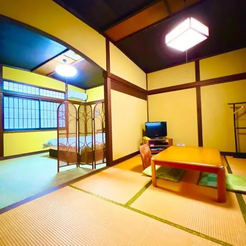 Living room in Japanese style hotel and dining Morigen