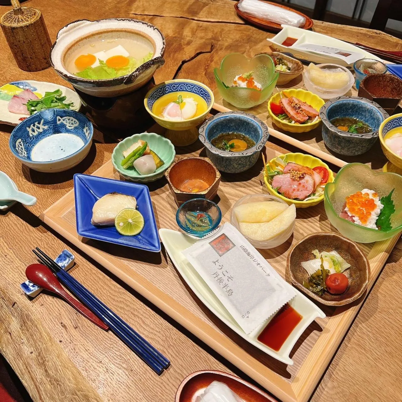 Breakfast in Japanese style hotel and dining Morigen