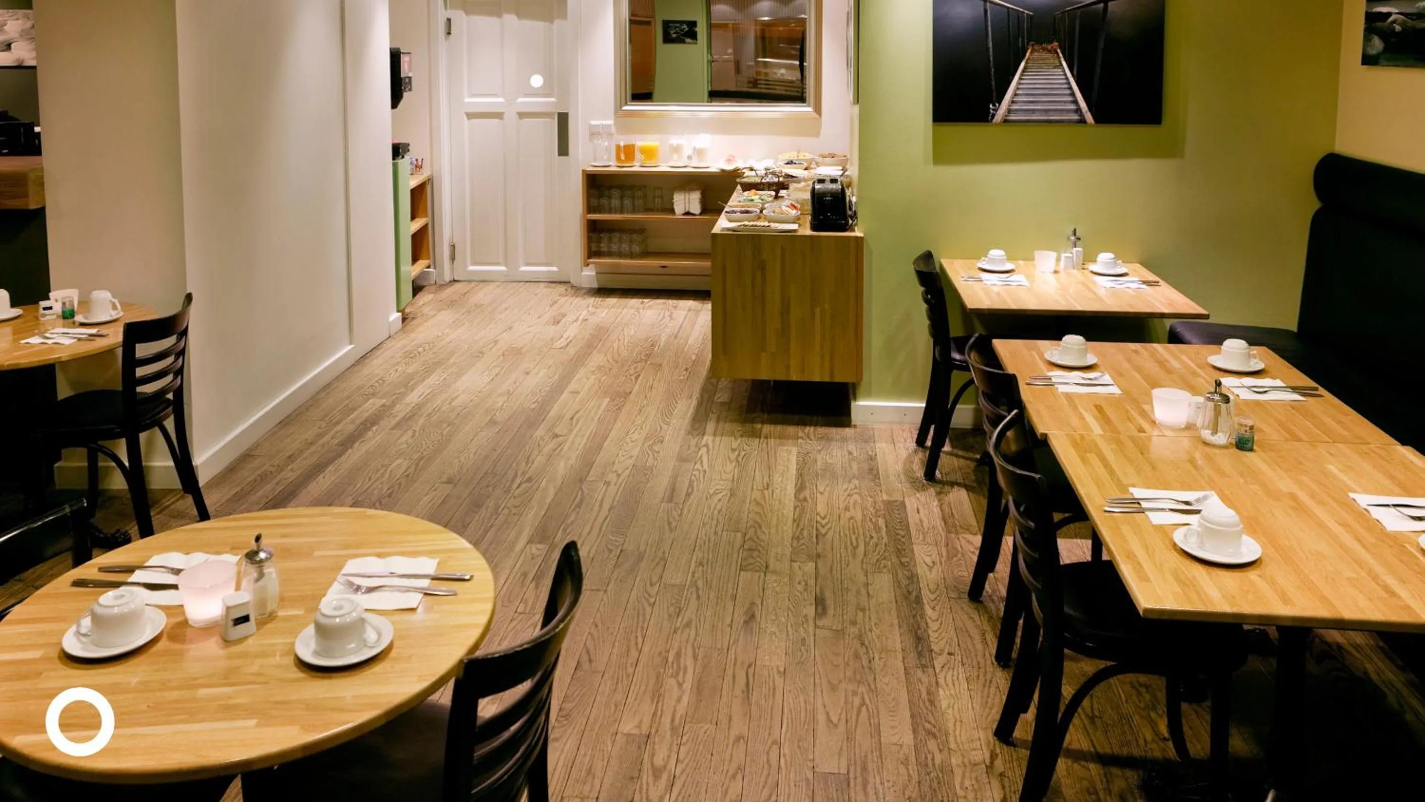 Breakfast in Center Hotels Klopp