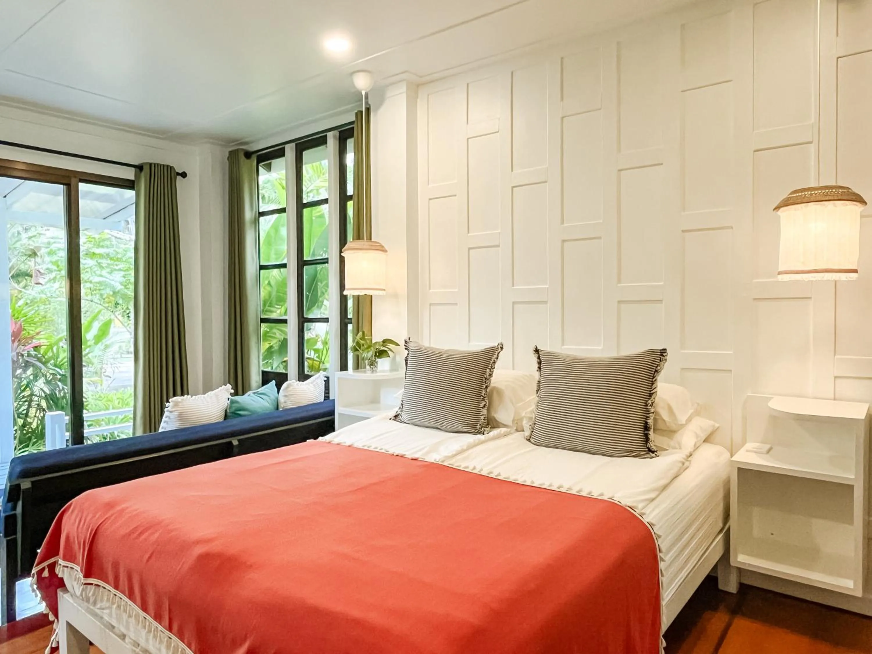 Bed in Baan Bua Cottage