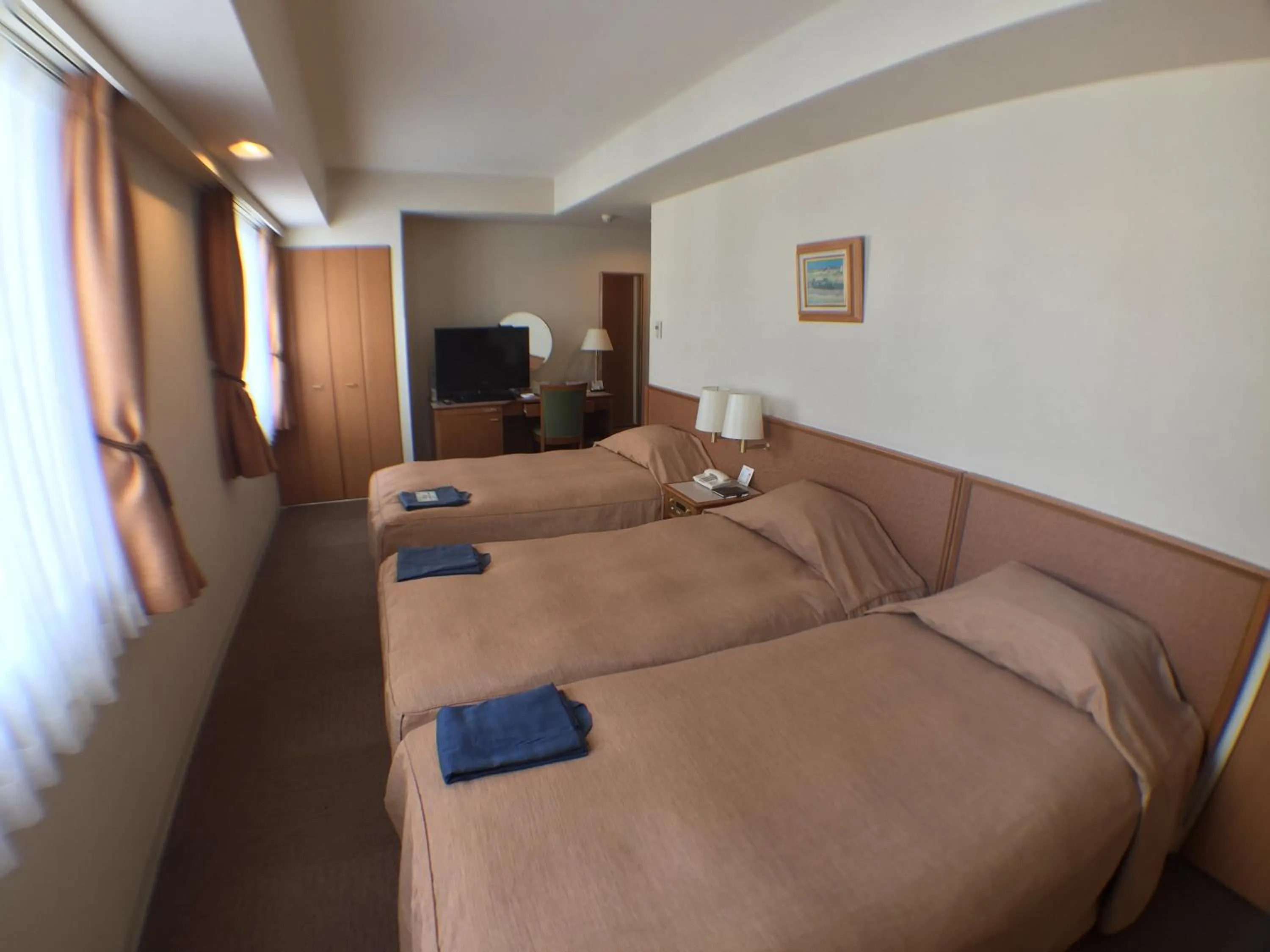 Bedroom, Bed in Hotel Okhotsk Palace