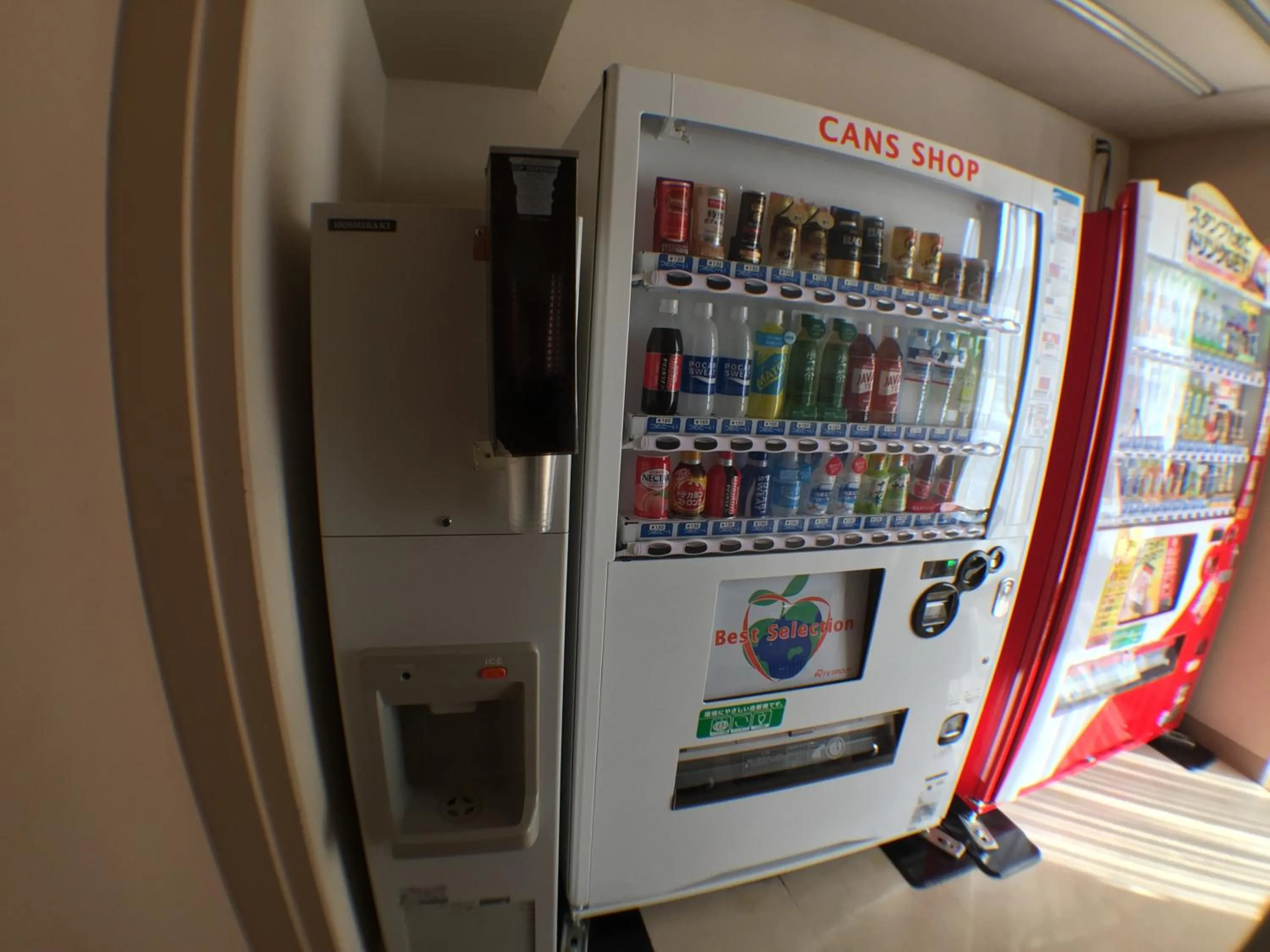 Drinks in Hotel Okhotsk Palace