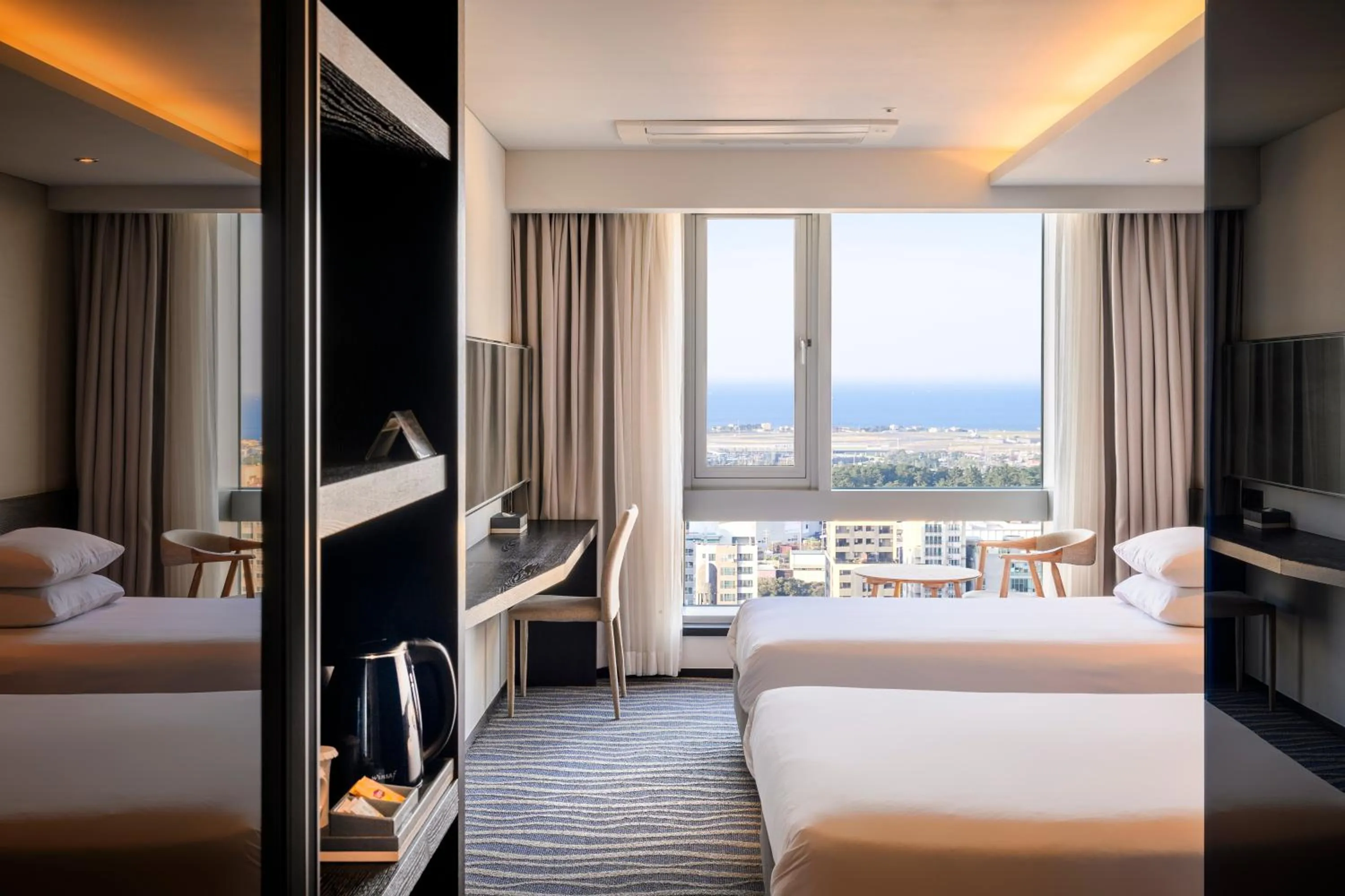 View (from property/room), Bed in Gloucester Hotel Jeju