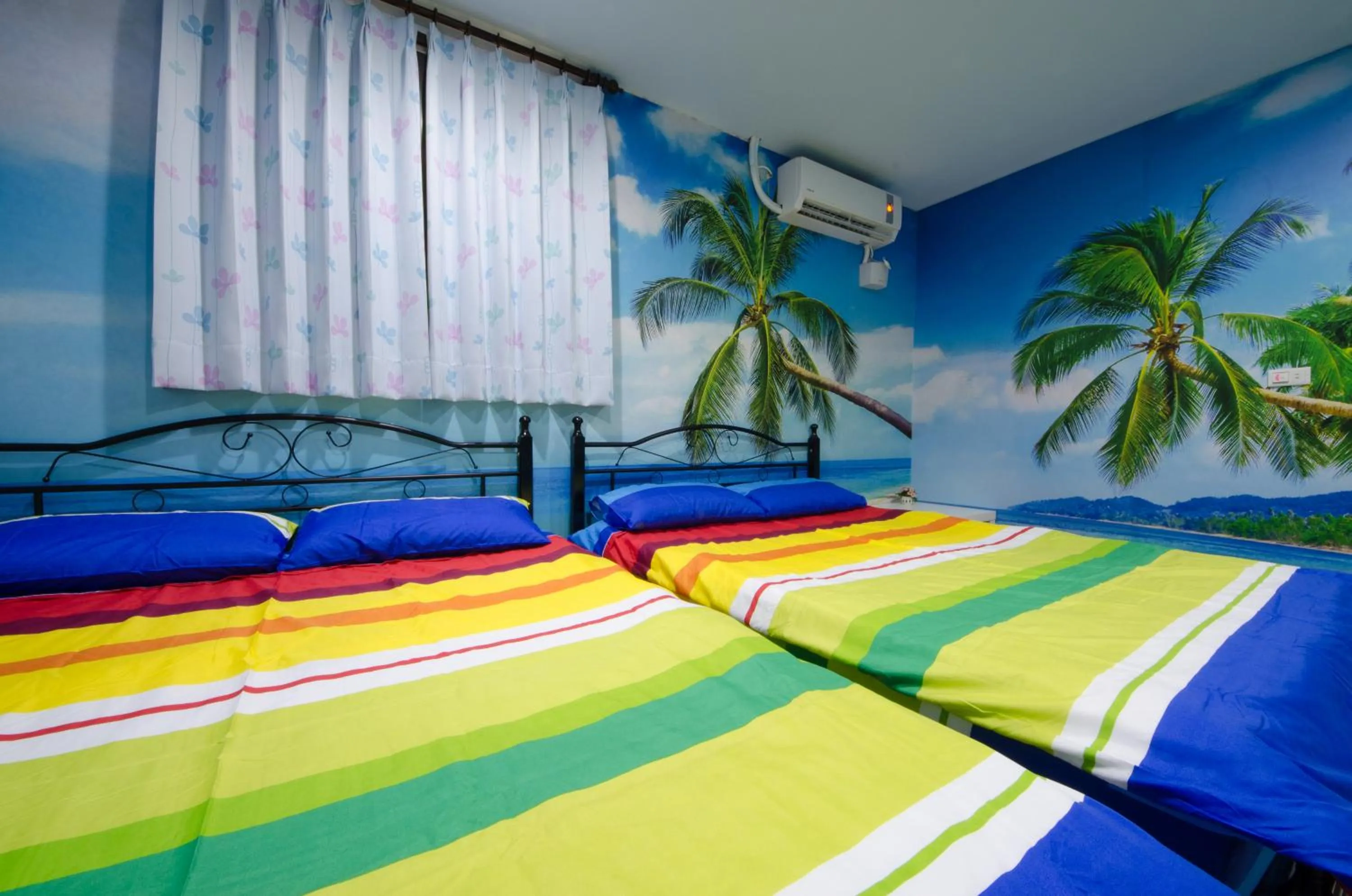 Photo of the whole room in Clover B&B