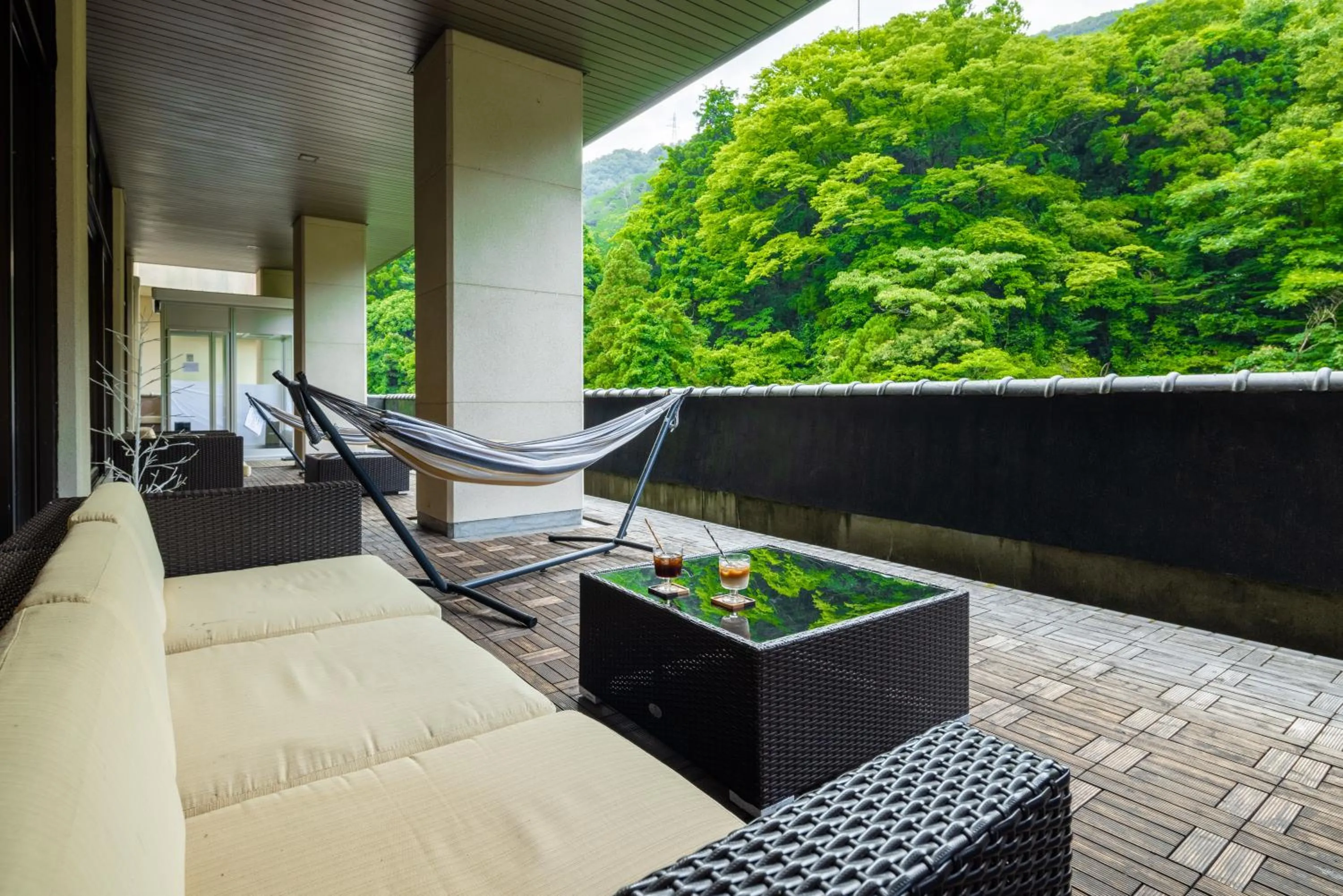 Balcony/Terrace in Yamanakaonsen Ohanami Kyubei